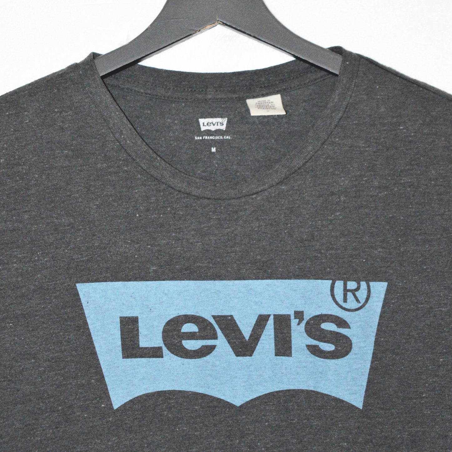 LEVIS ТЕНИСКА (M)