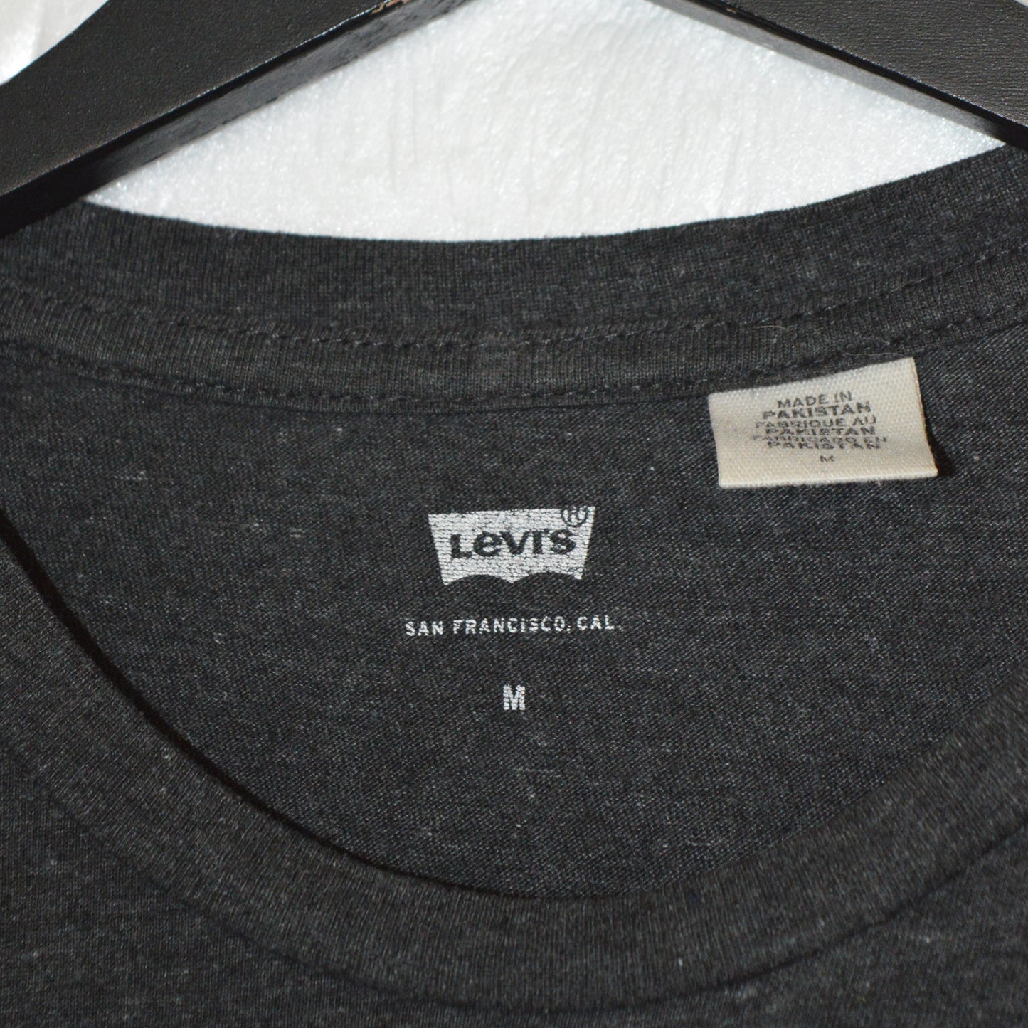 LEVIS ТЕНИСКА (M)