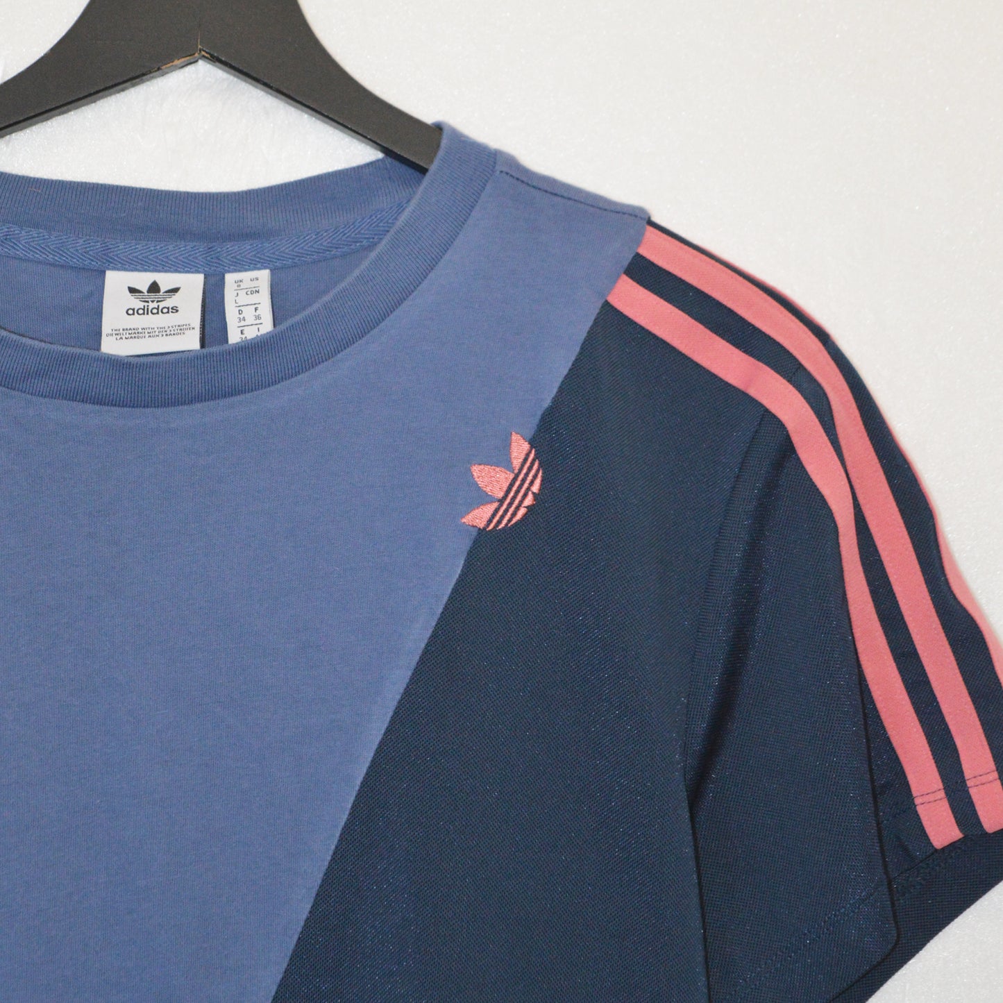 ADIDAS ORIGINALS ТЕНИСКА (L)