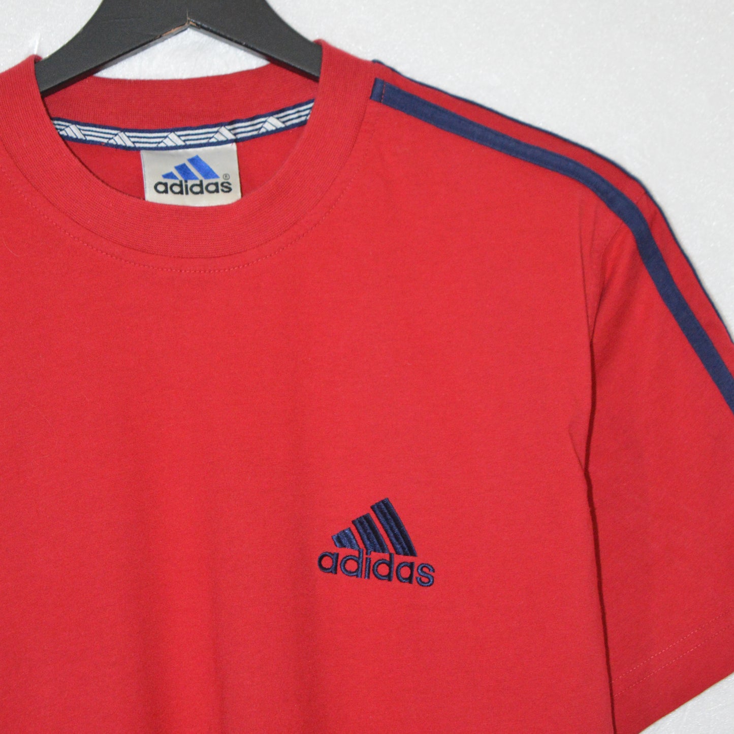 ADIDAS VINTAGE ТЕНИСКА (L)