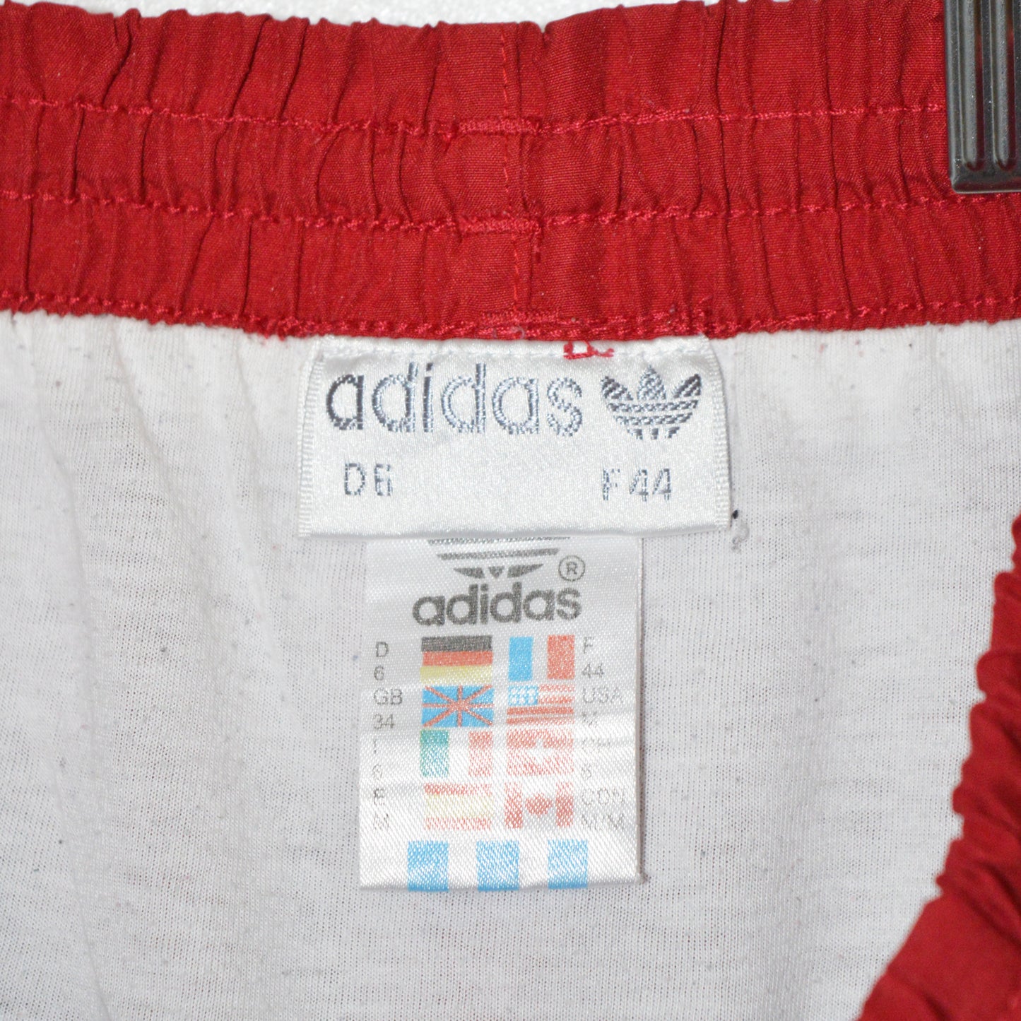 ADIDAS ORIGINALS VINTAGE ШОРТИ (M)