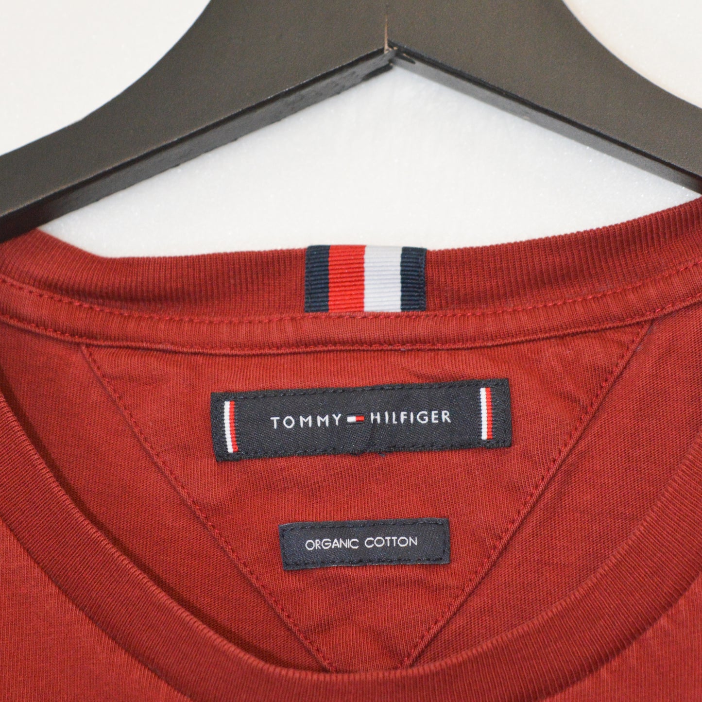 TOMMY HILFIGER ТЕНИСКА (M)