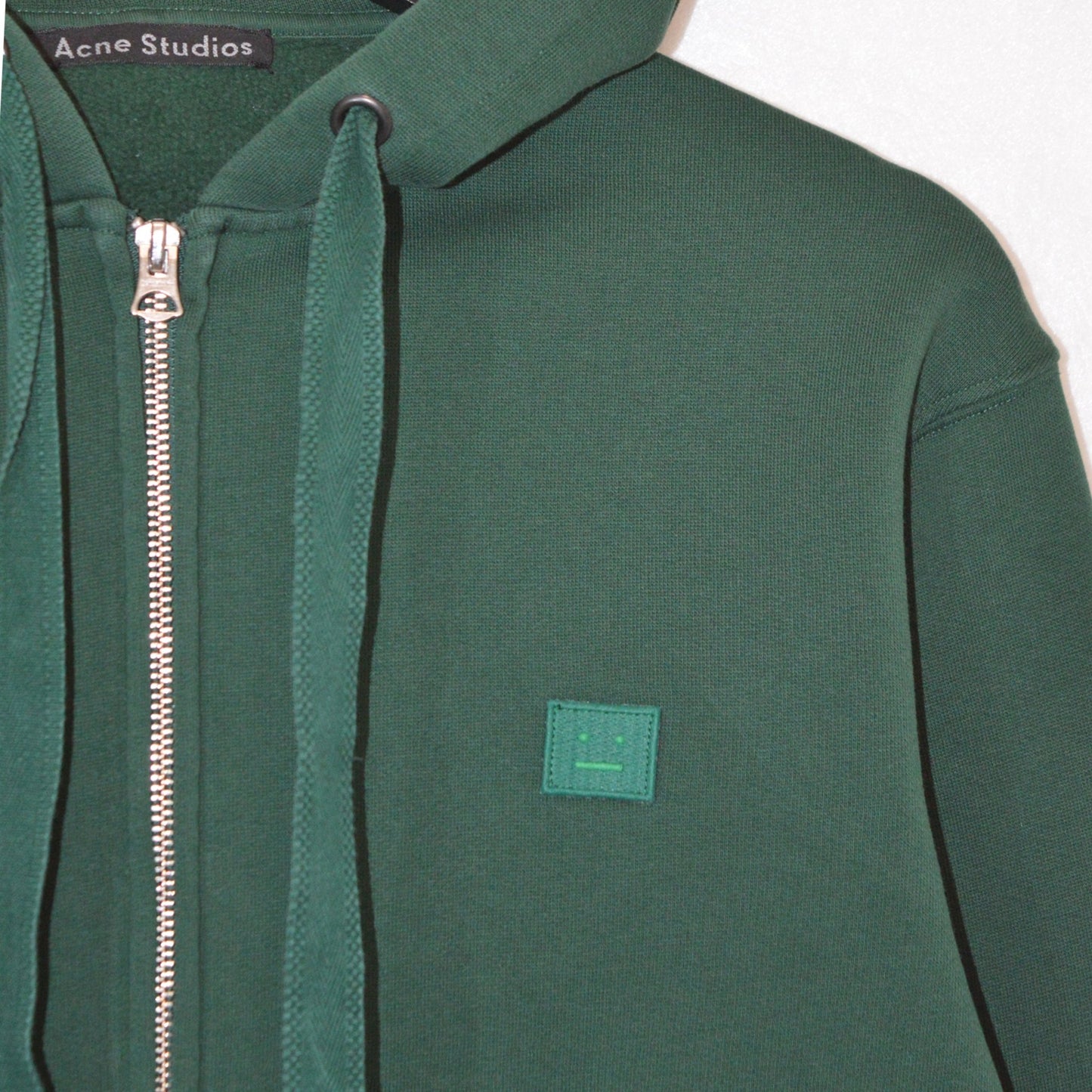 Acne Studios суичър с цип (S)