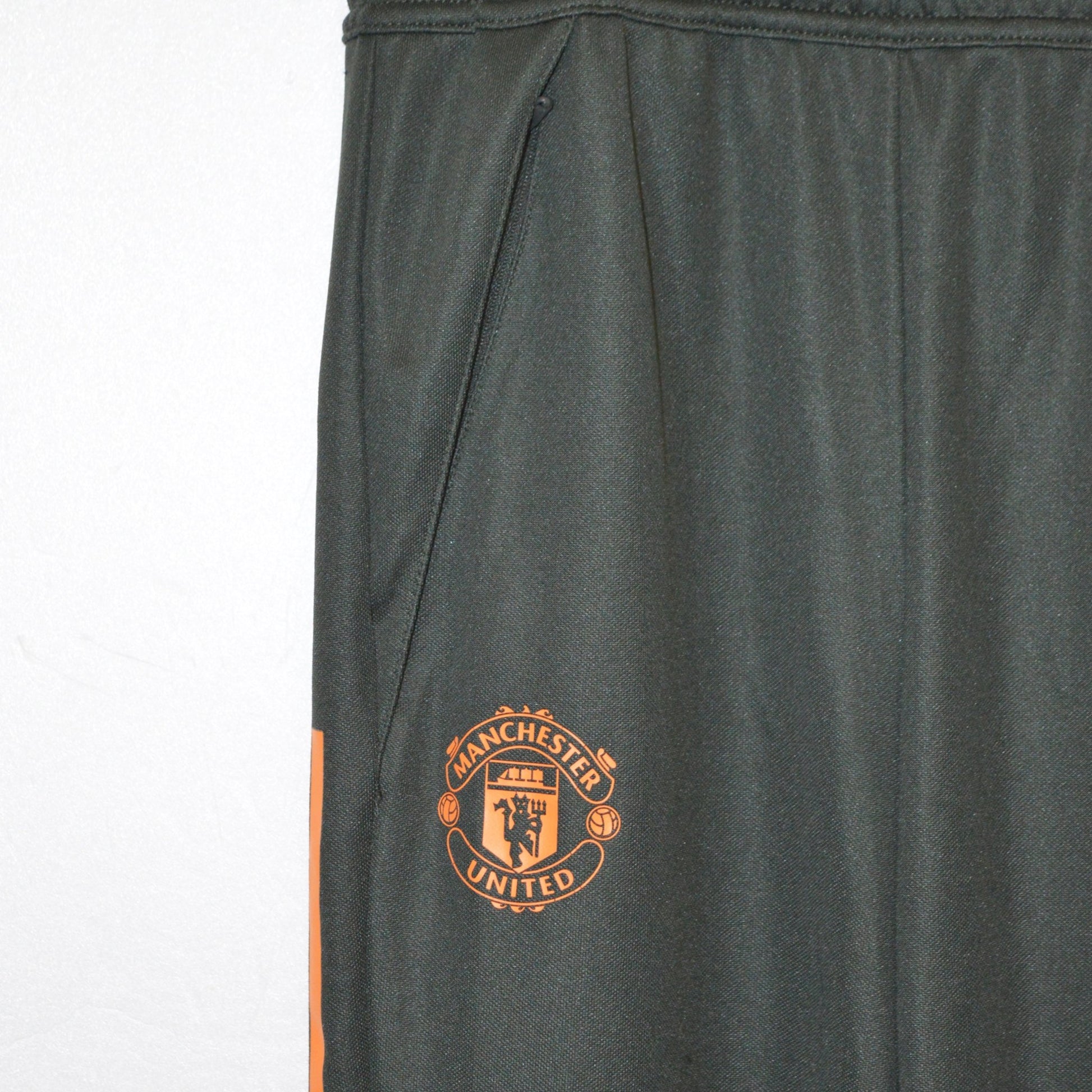 Adidas Manchester United футболно долнище (S)