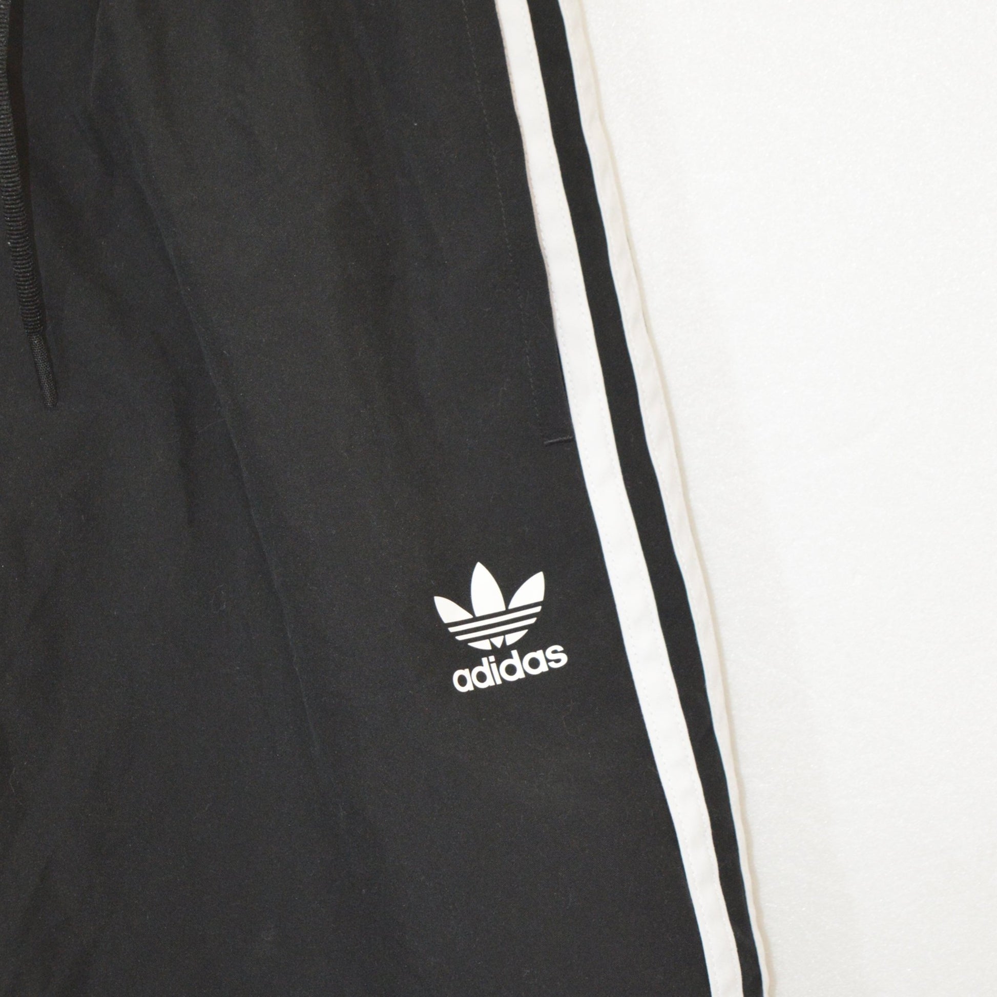 Adidas Originals шорти (M)