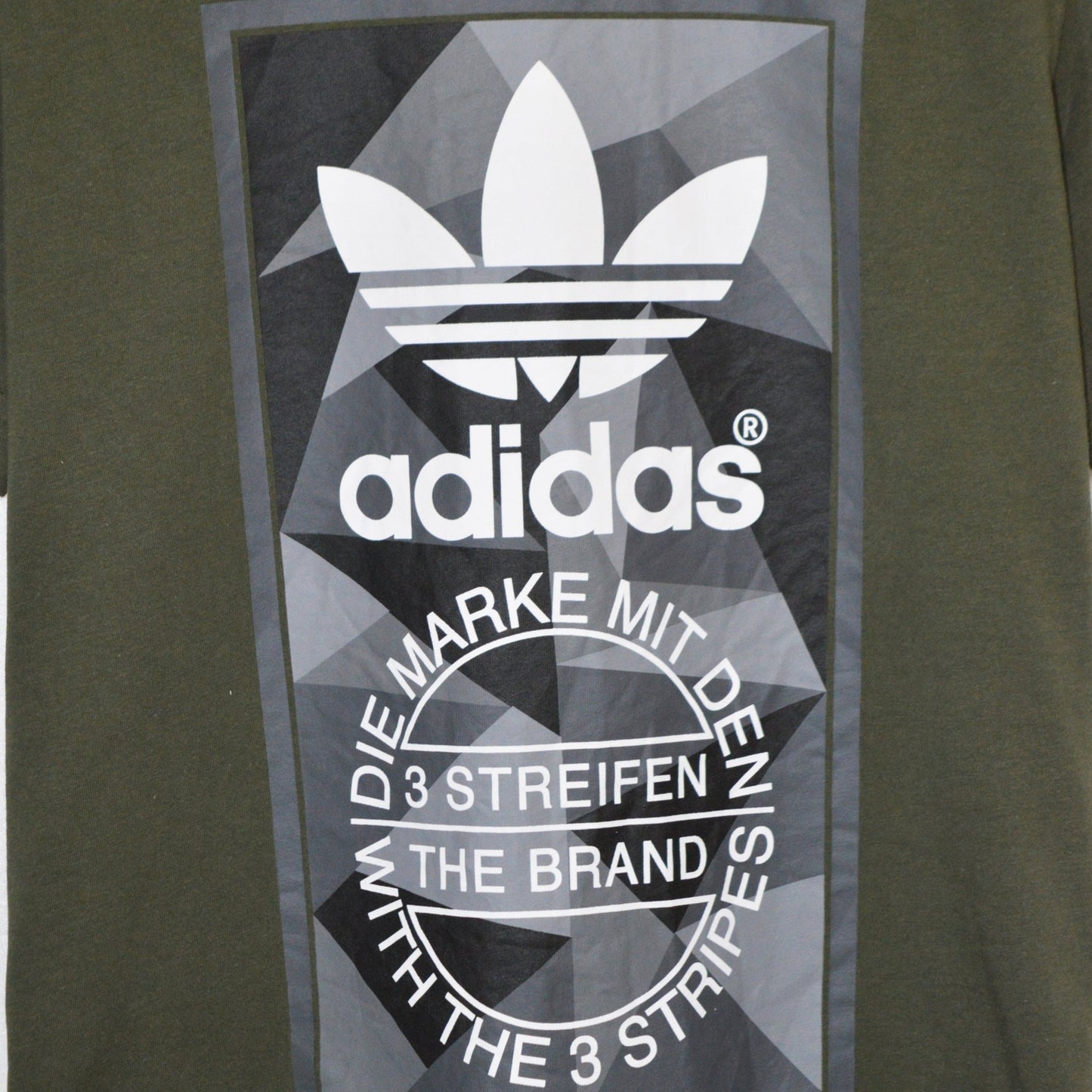 Adidas Originals тениска (M)