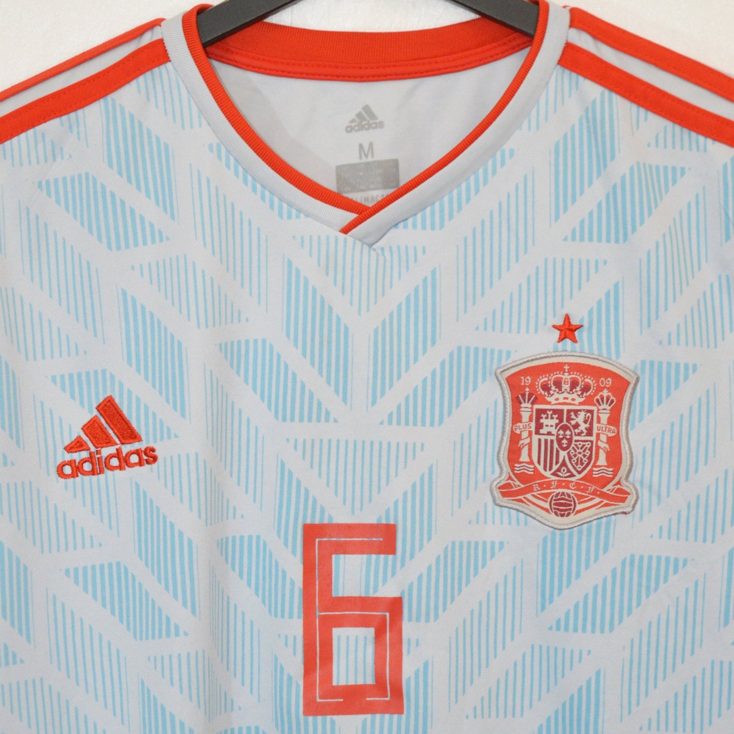 Adidas Spain Andres Iniesta replica футболна тениска (M)