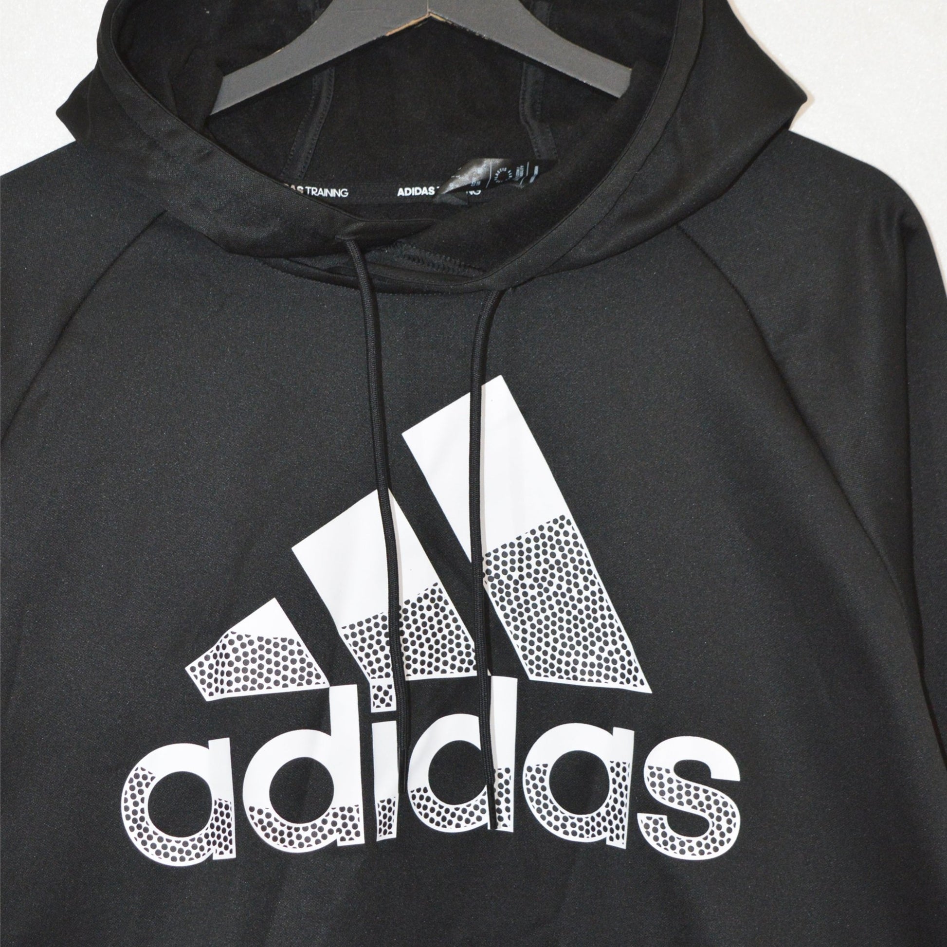 Adidas суичър (L)