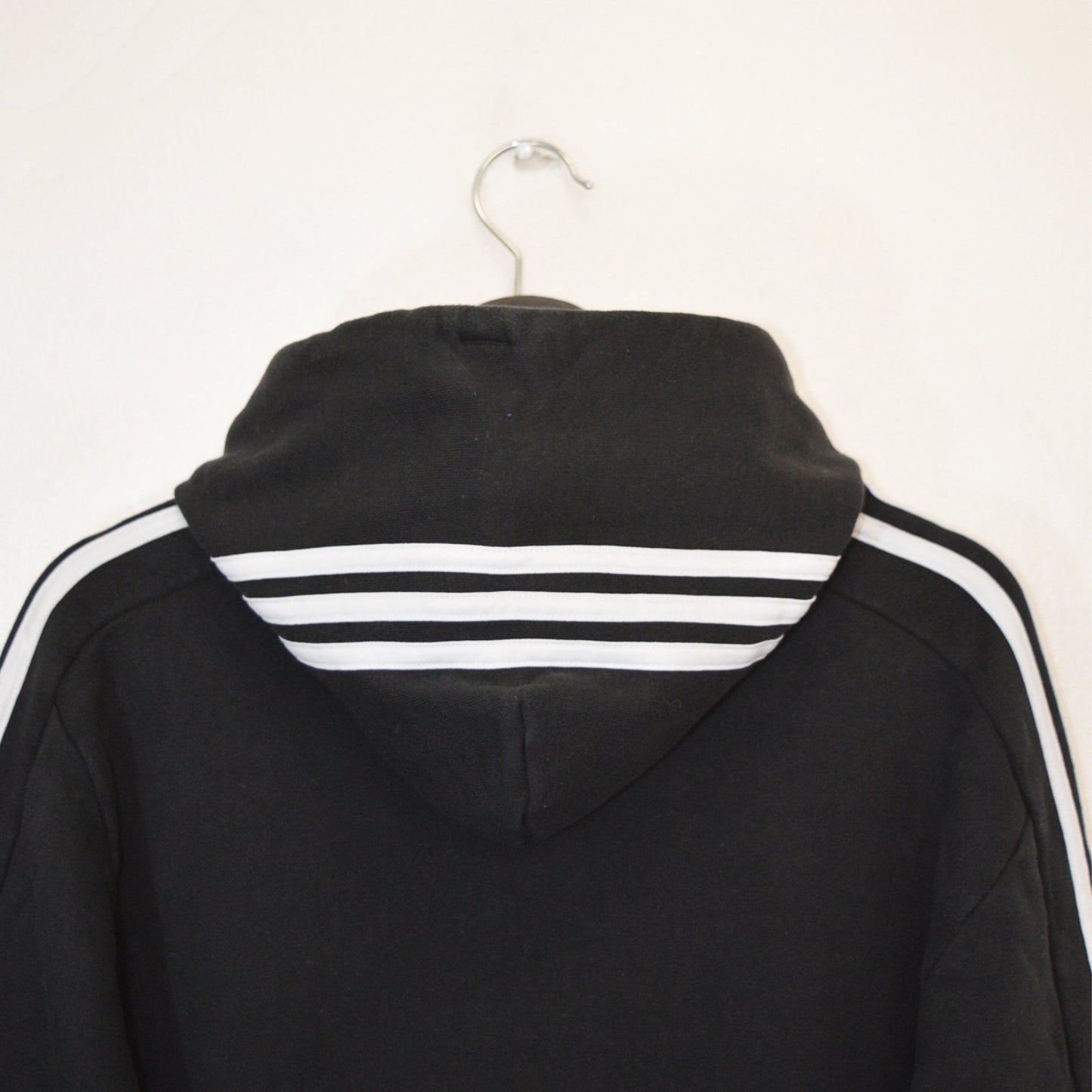 Adidas суичър (L)