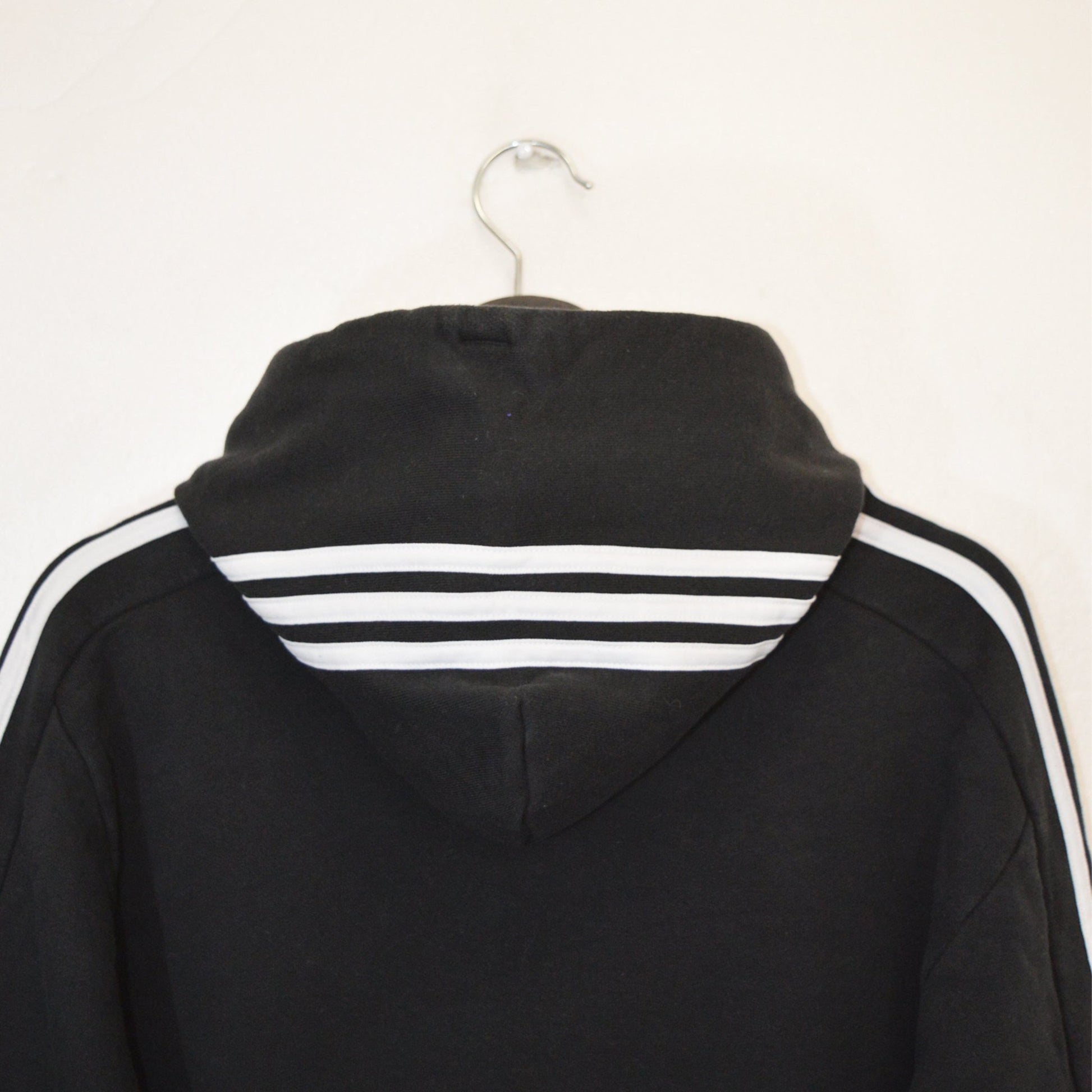 Adidas суичър (L)