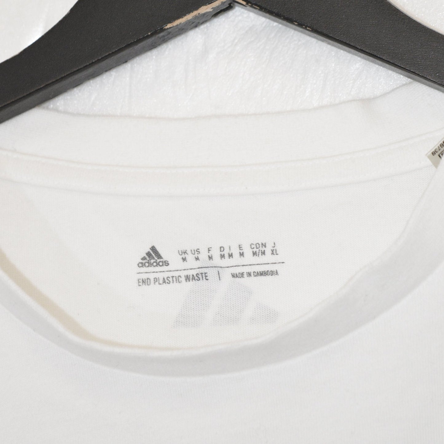 Adidas тениска (M)