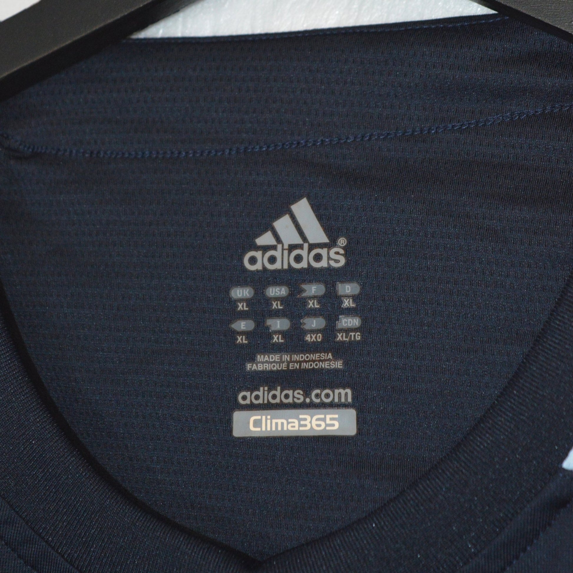 Adidas тениска (XL)