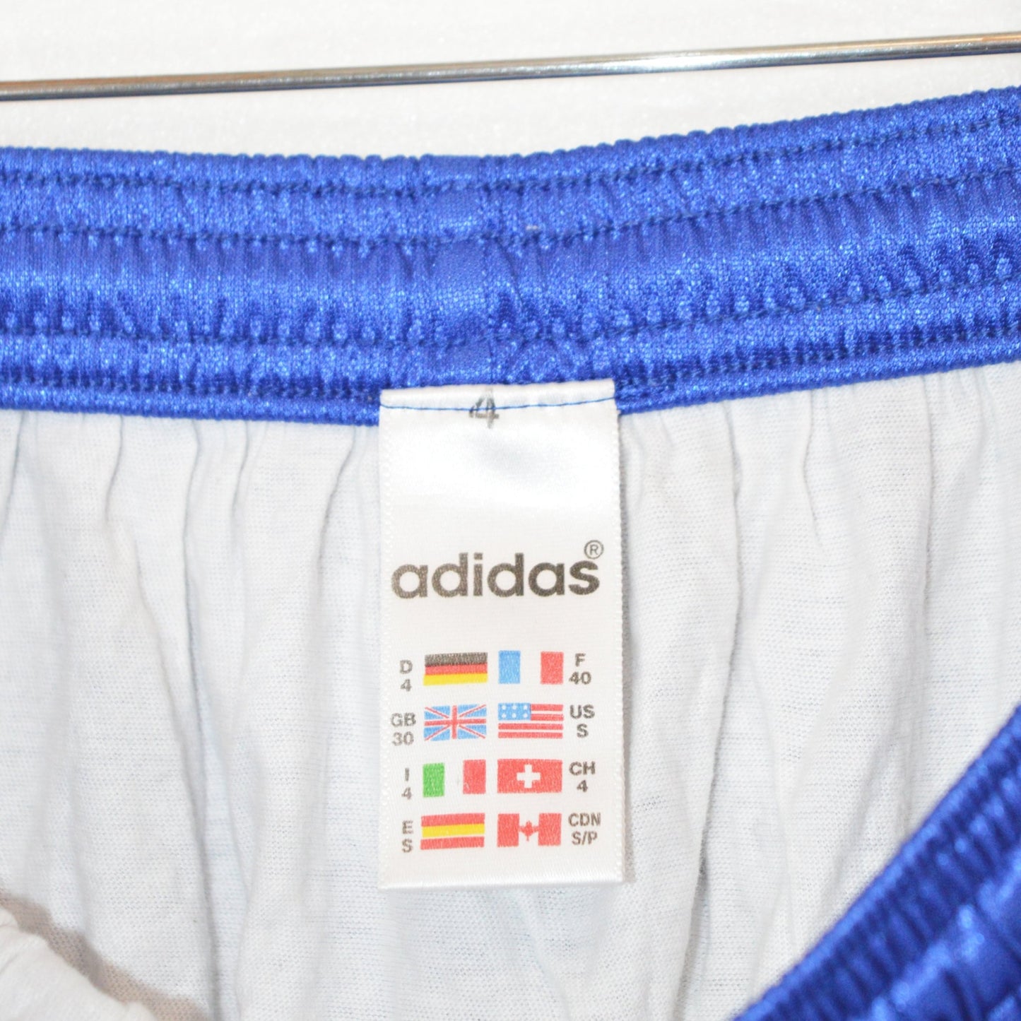 Adidas vintage шорти (S)