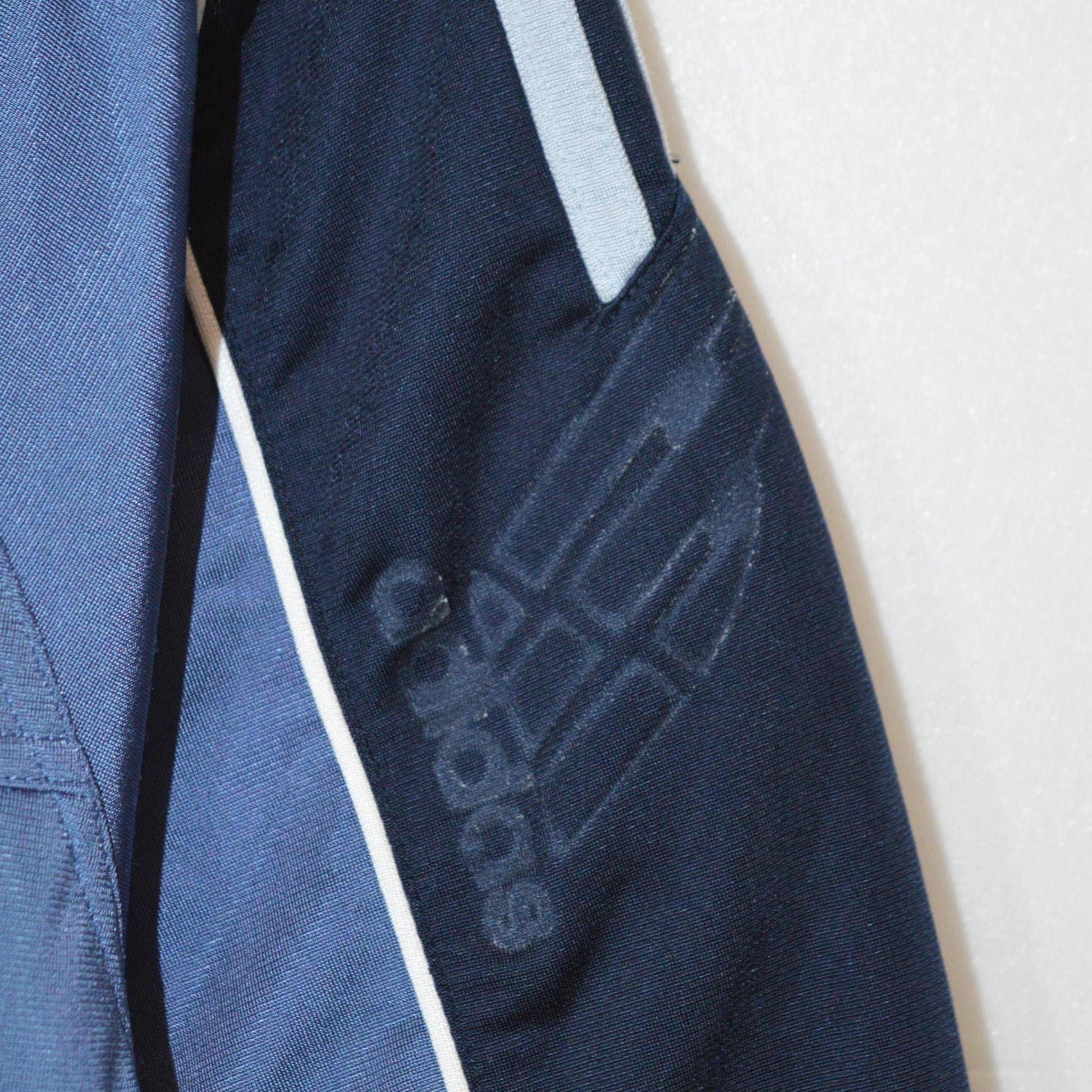 Adidas vintage суичър с цип (S)