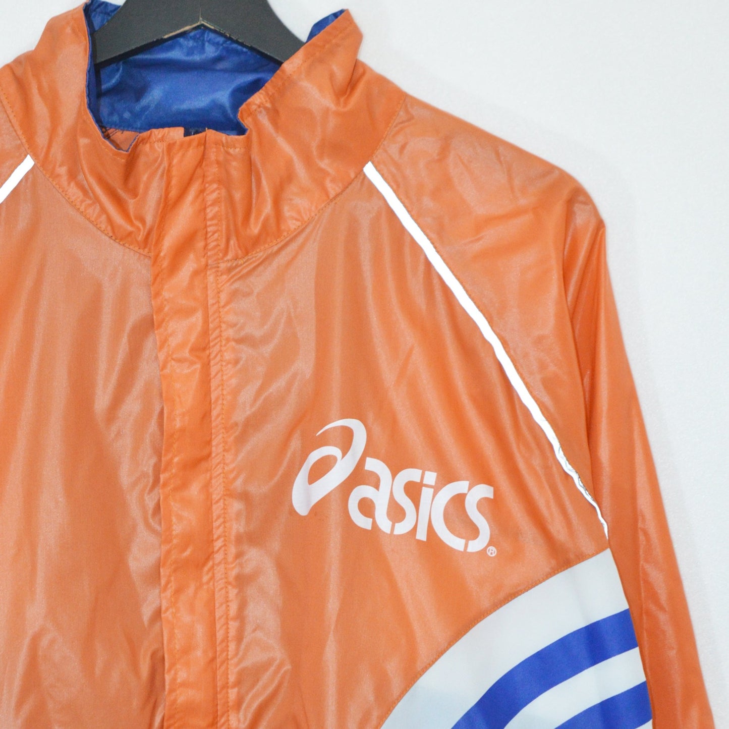 Asics vintage яке (L)