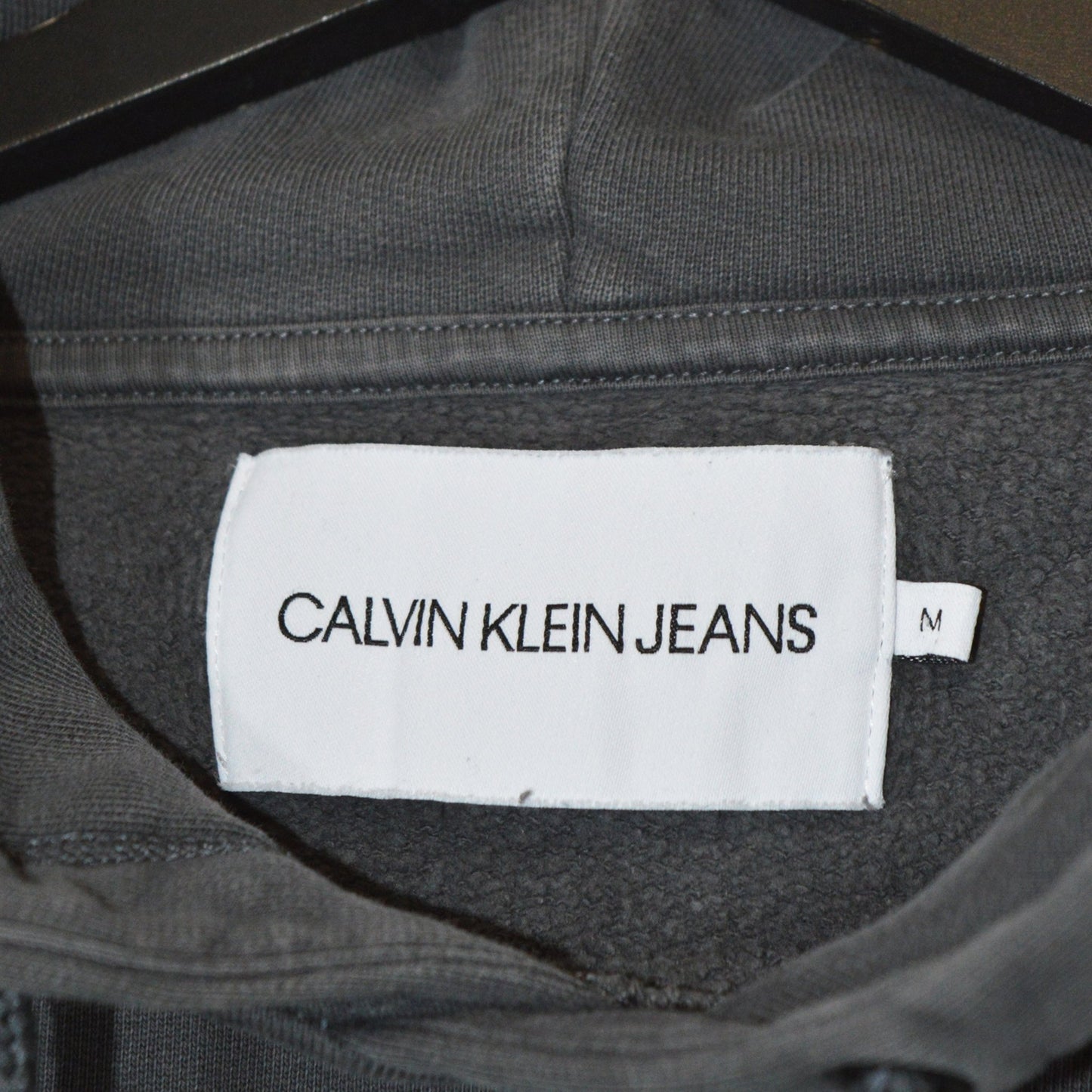 Calvin Klein суичър (M)