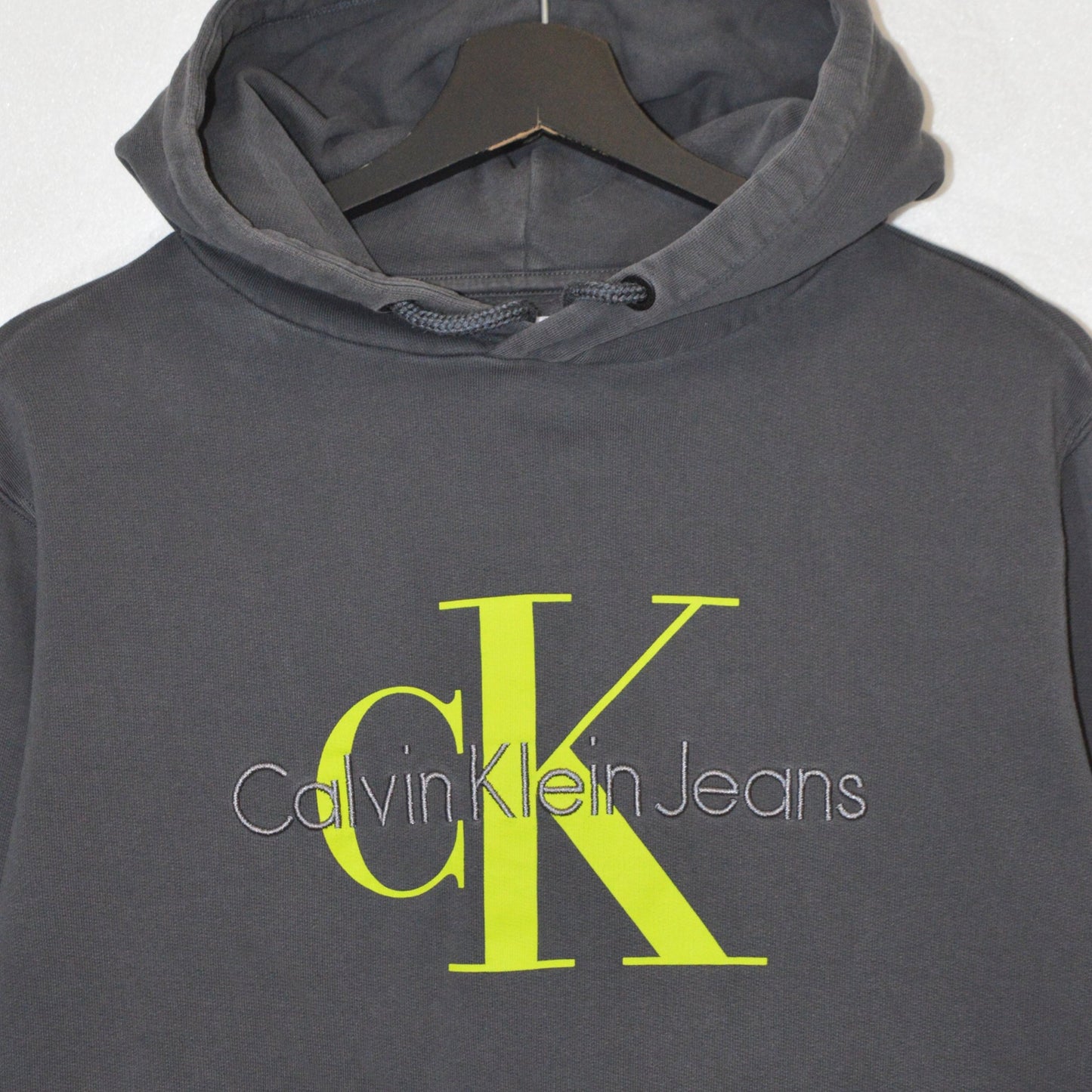 Calvin Klein суичър (M)