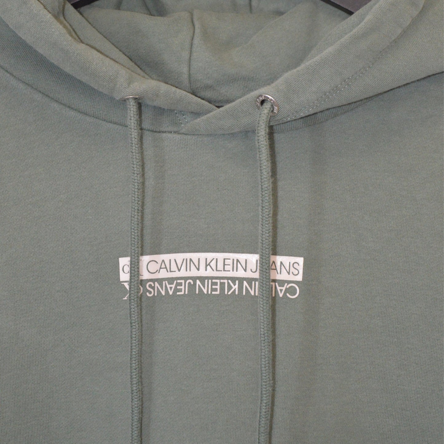 Calvin Klein суичър (M)