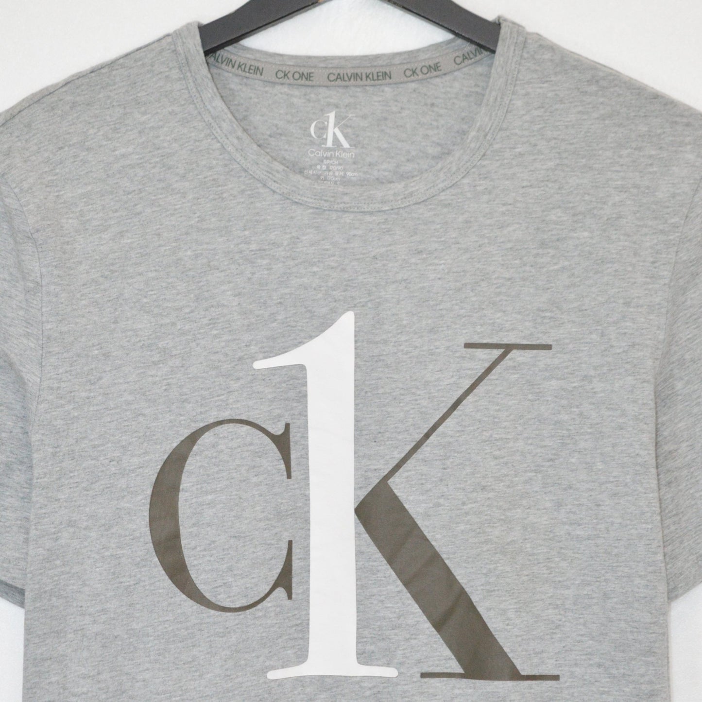 Calvin Klein тениска (S)