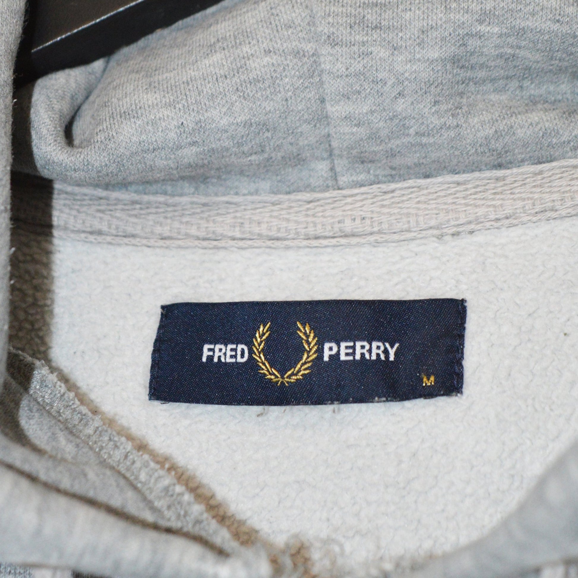 Fred Perry суичър (S)