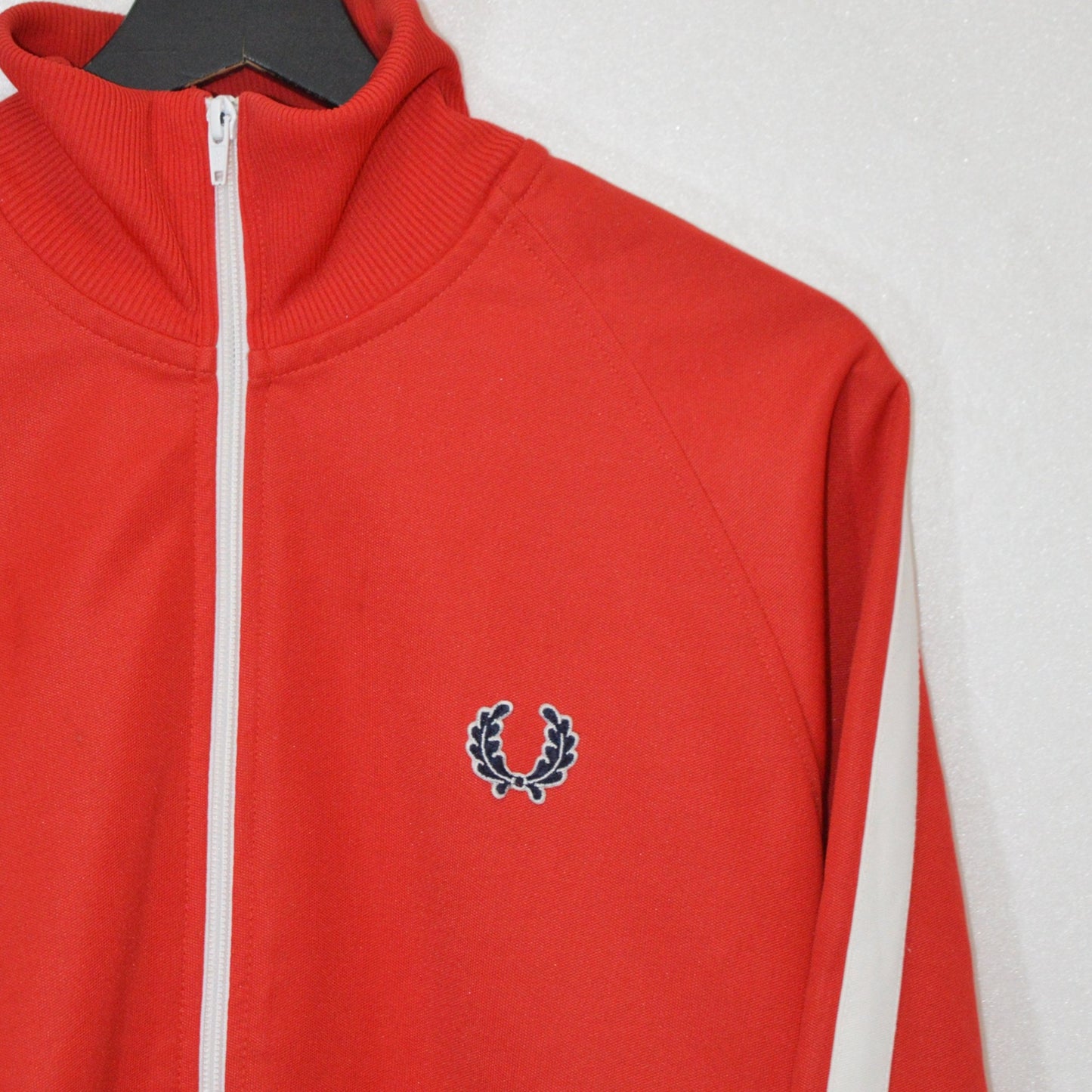 Fred Perry суичър с цип (M)