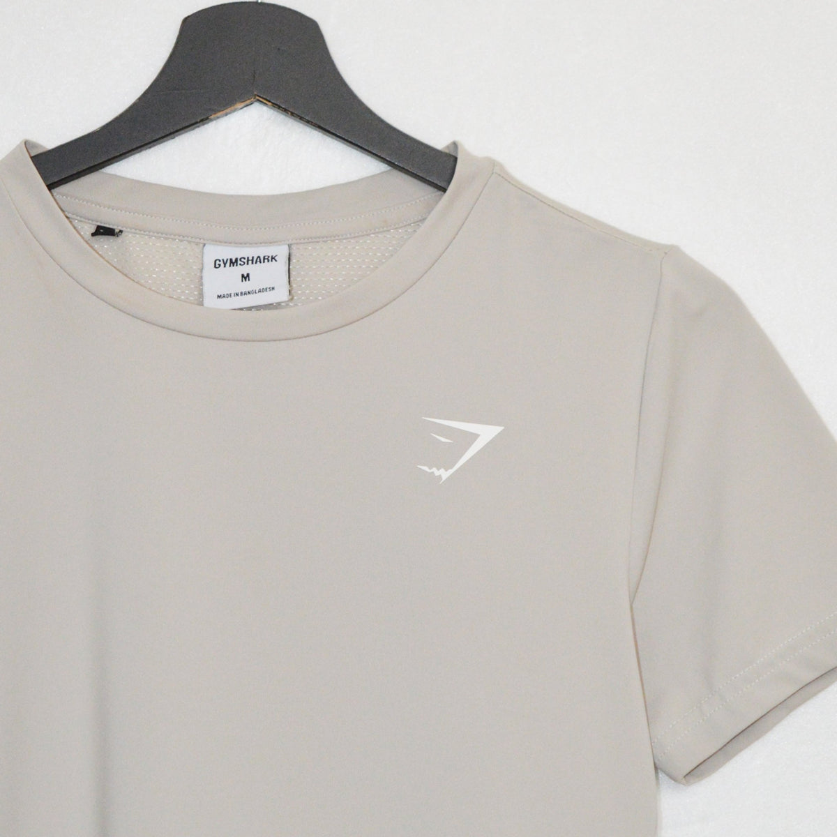 Gymshark тениска (M)