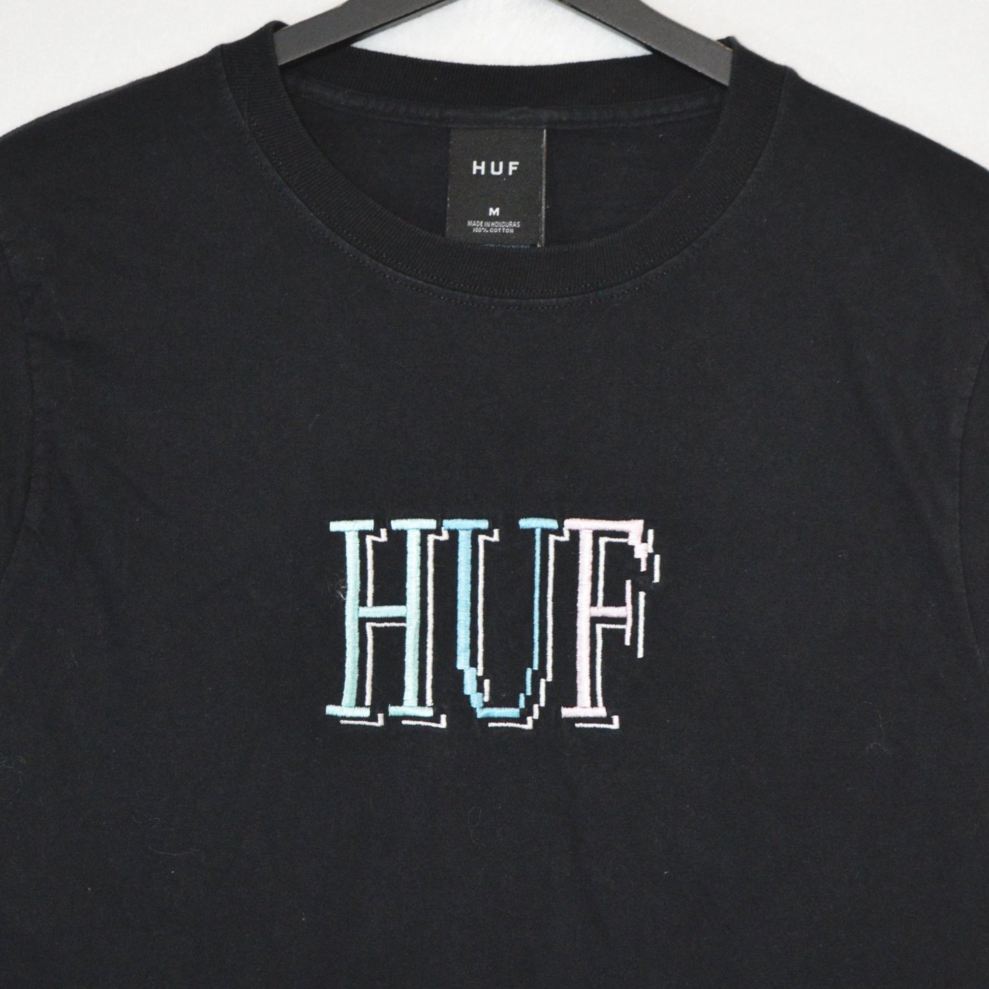 HUF embroidered logo тънка блуза (M)
