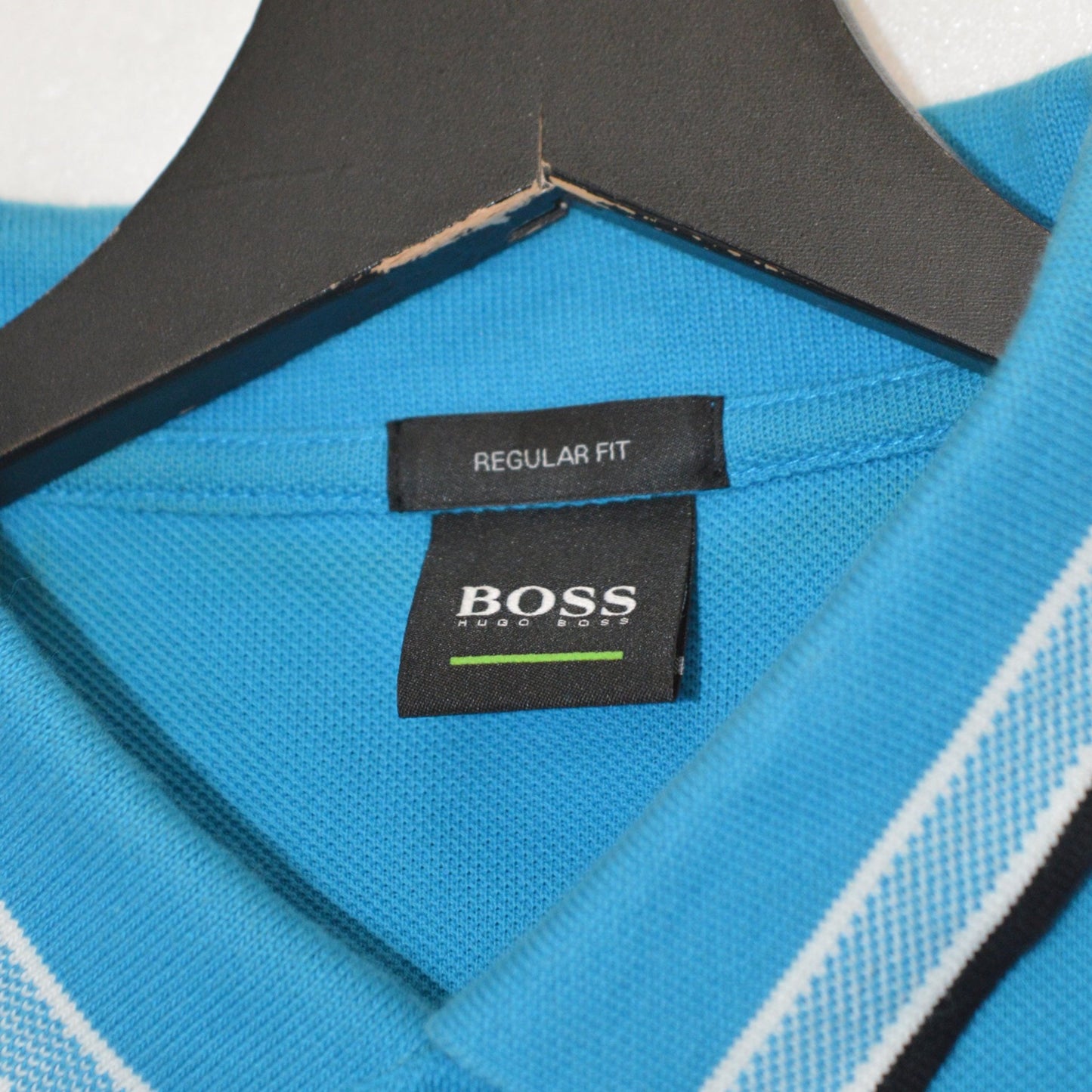 Hugo Boss тениска (M)