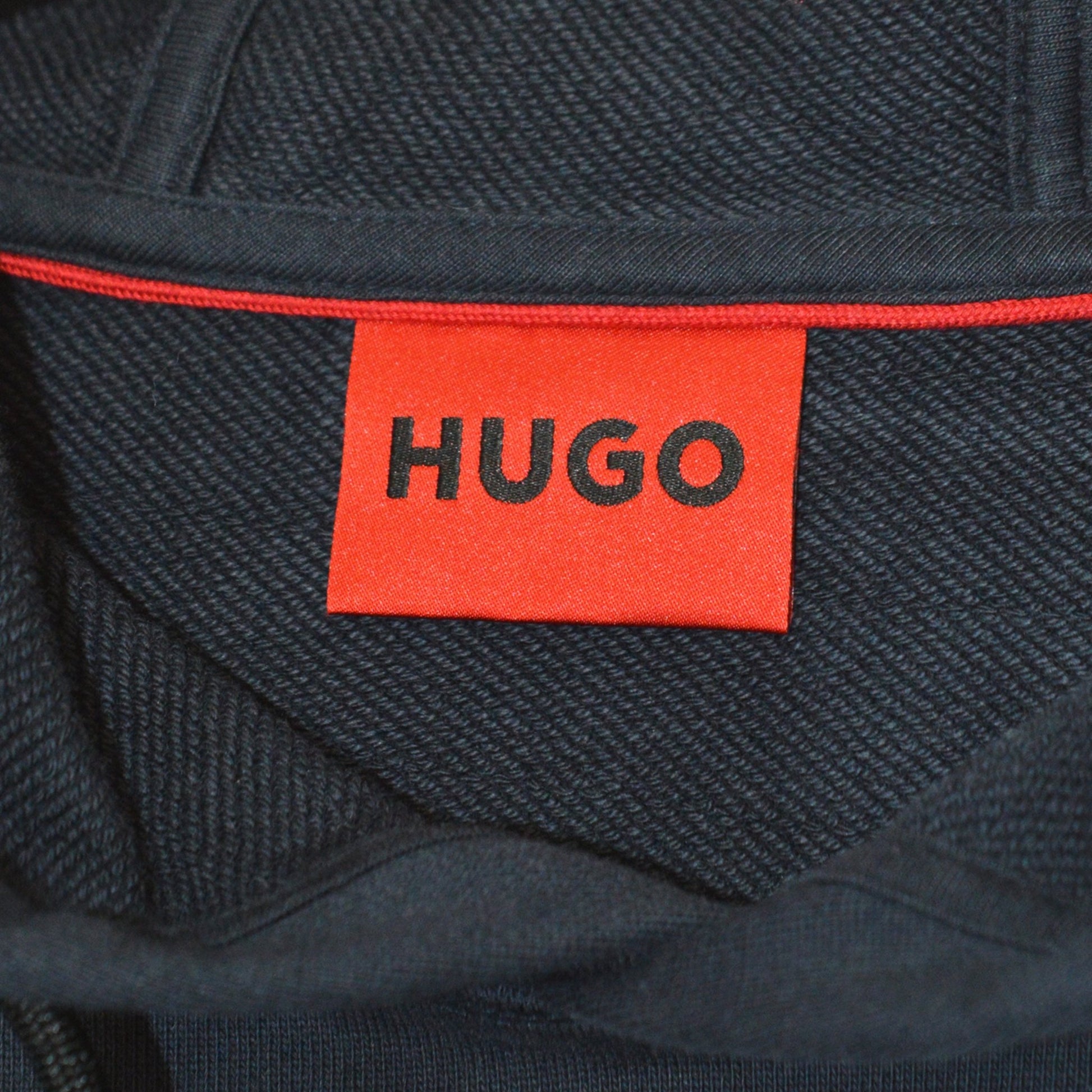 Hugo суичър (M)