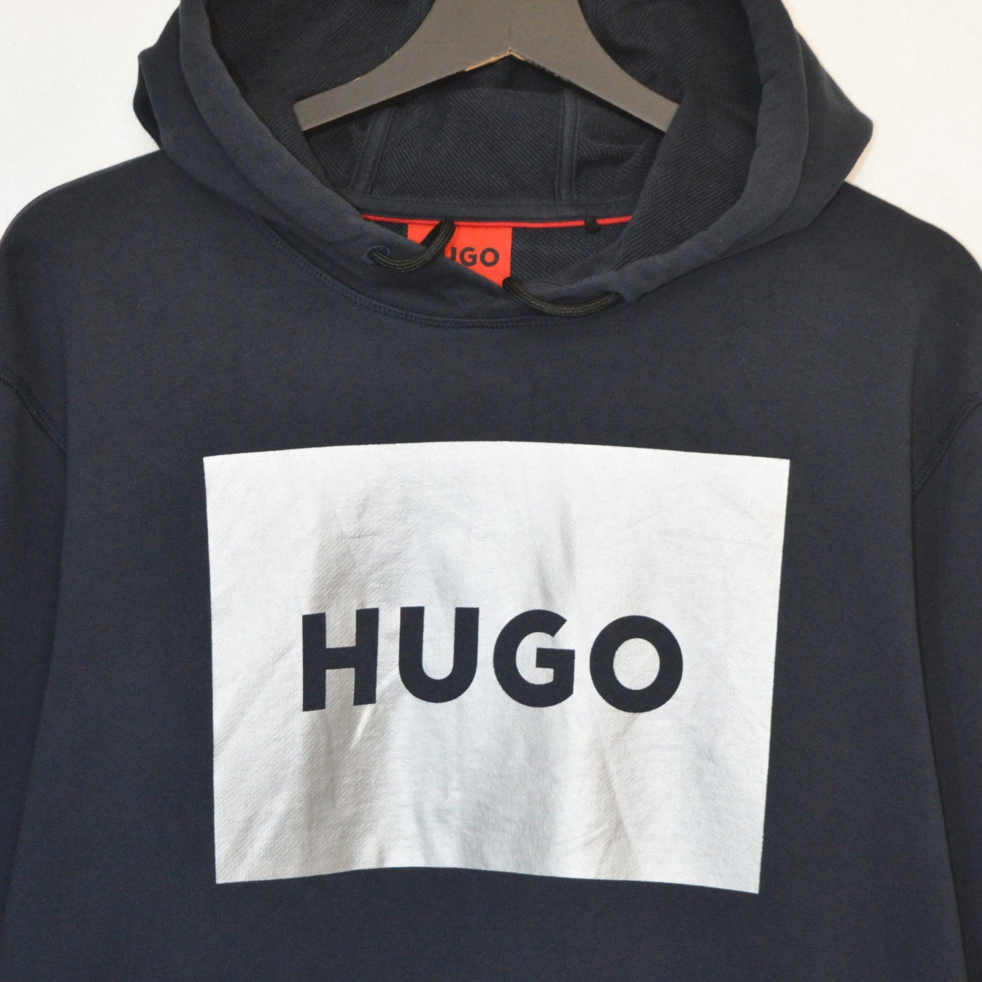 Hugo суичър (M)