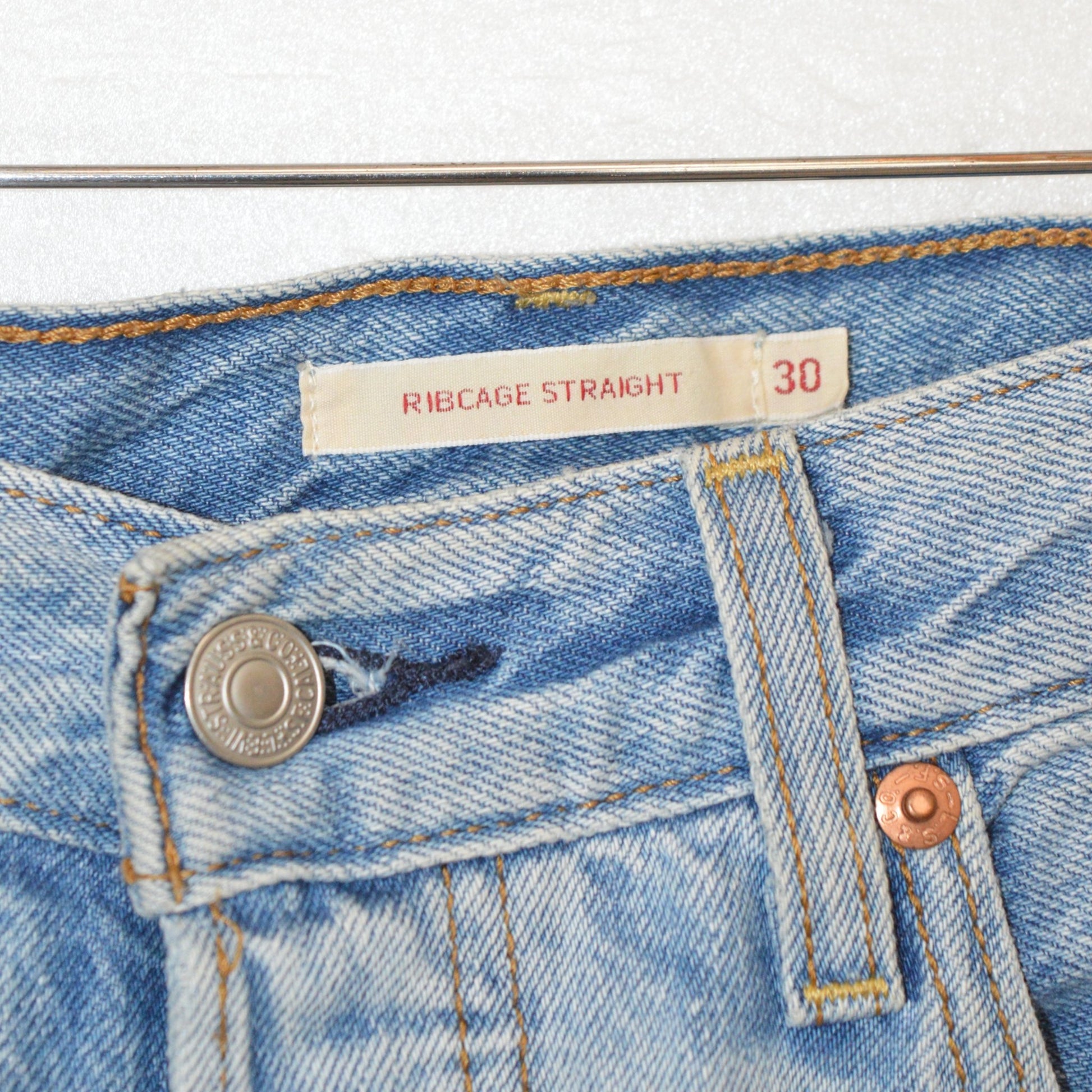 Levis 'Ribcage Straight' дънки (30)