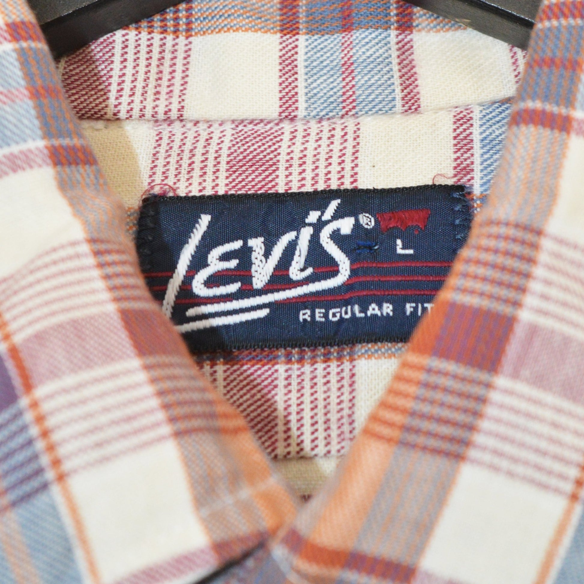 Levis риза (L)
