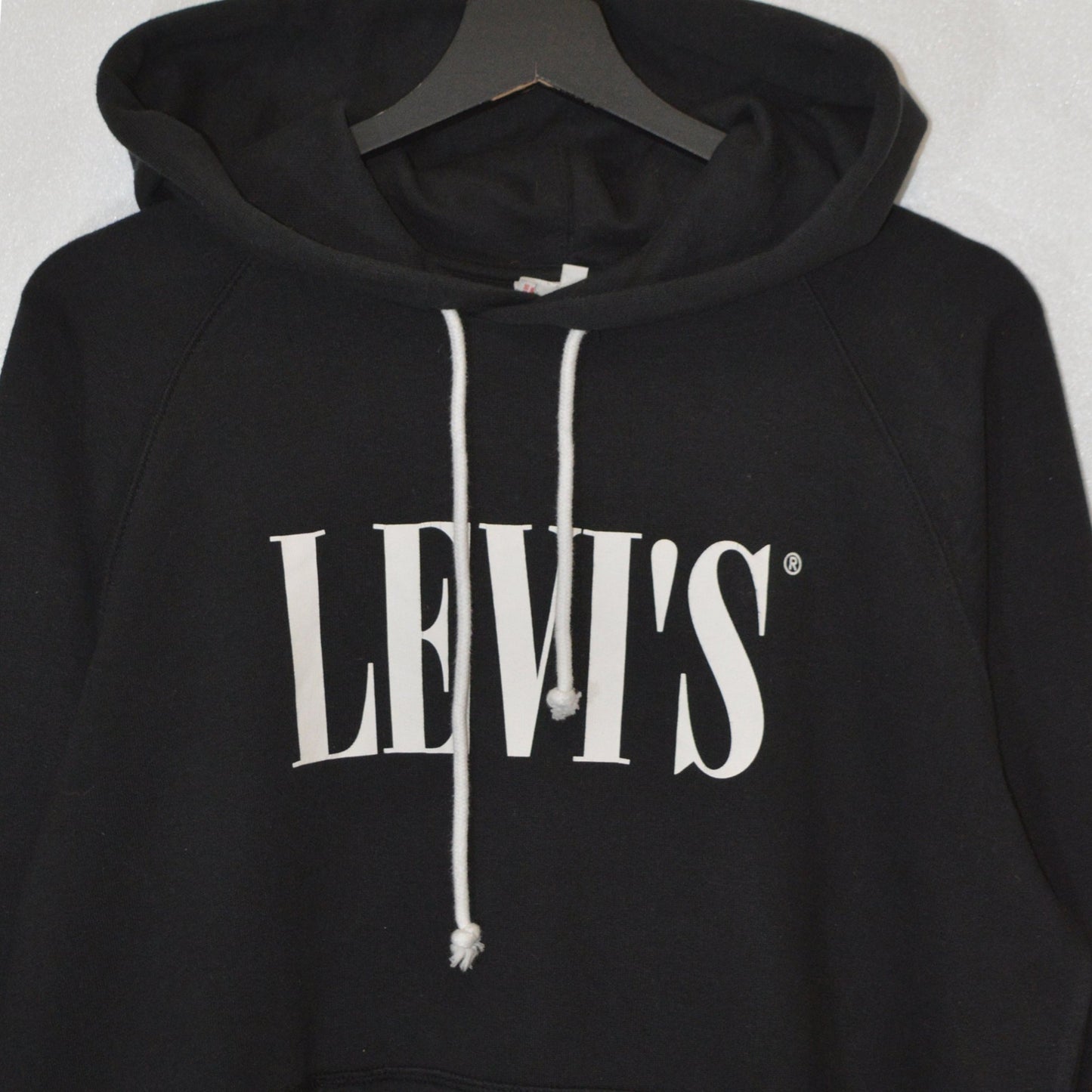 Levis суичър (M)