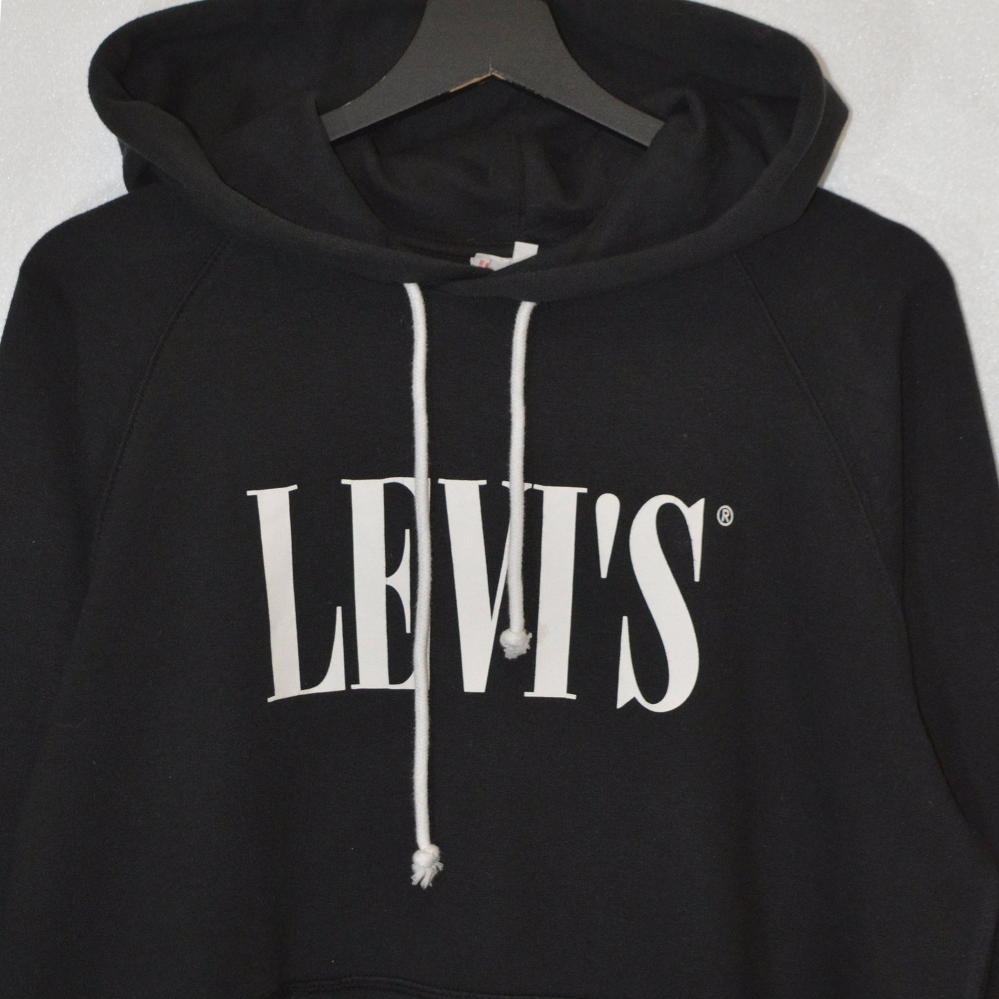 Levis суичър (M)