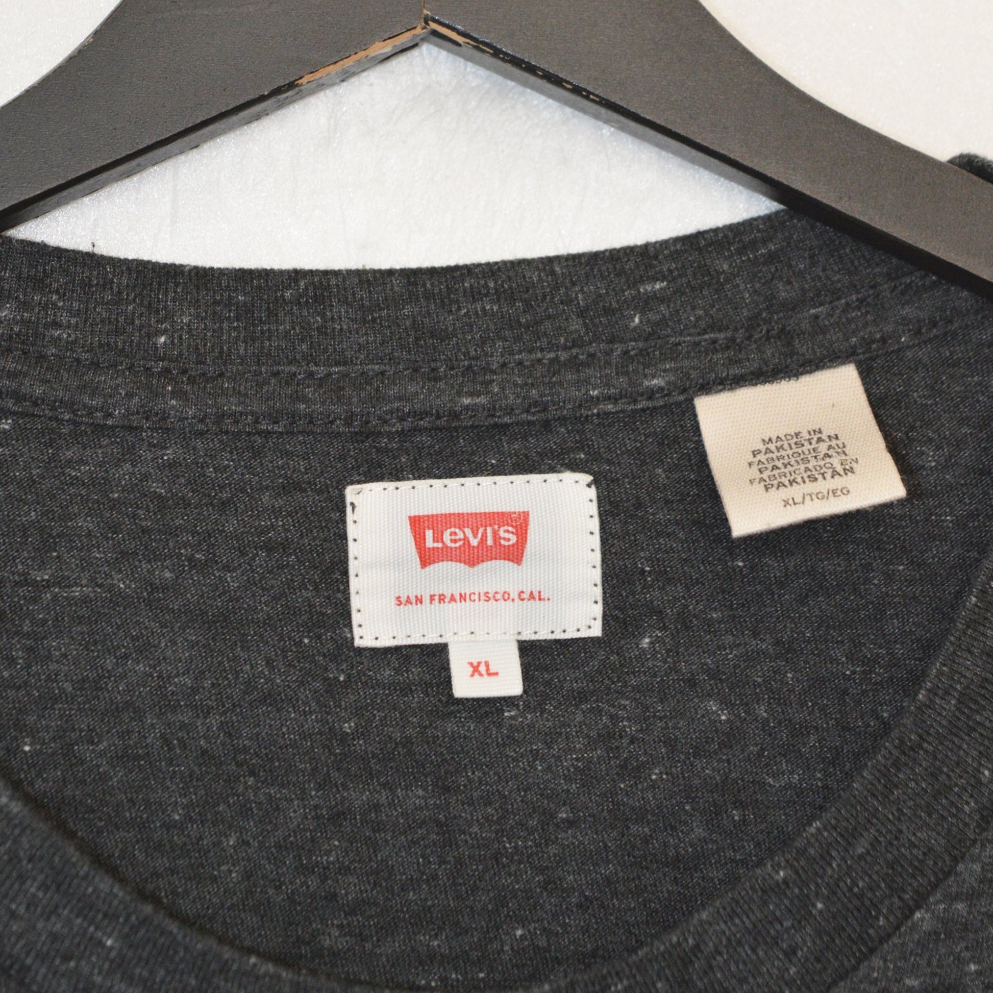 Levis тениска (XL)