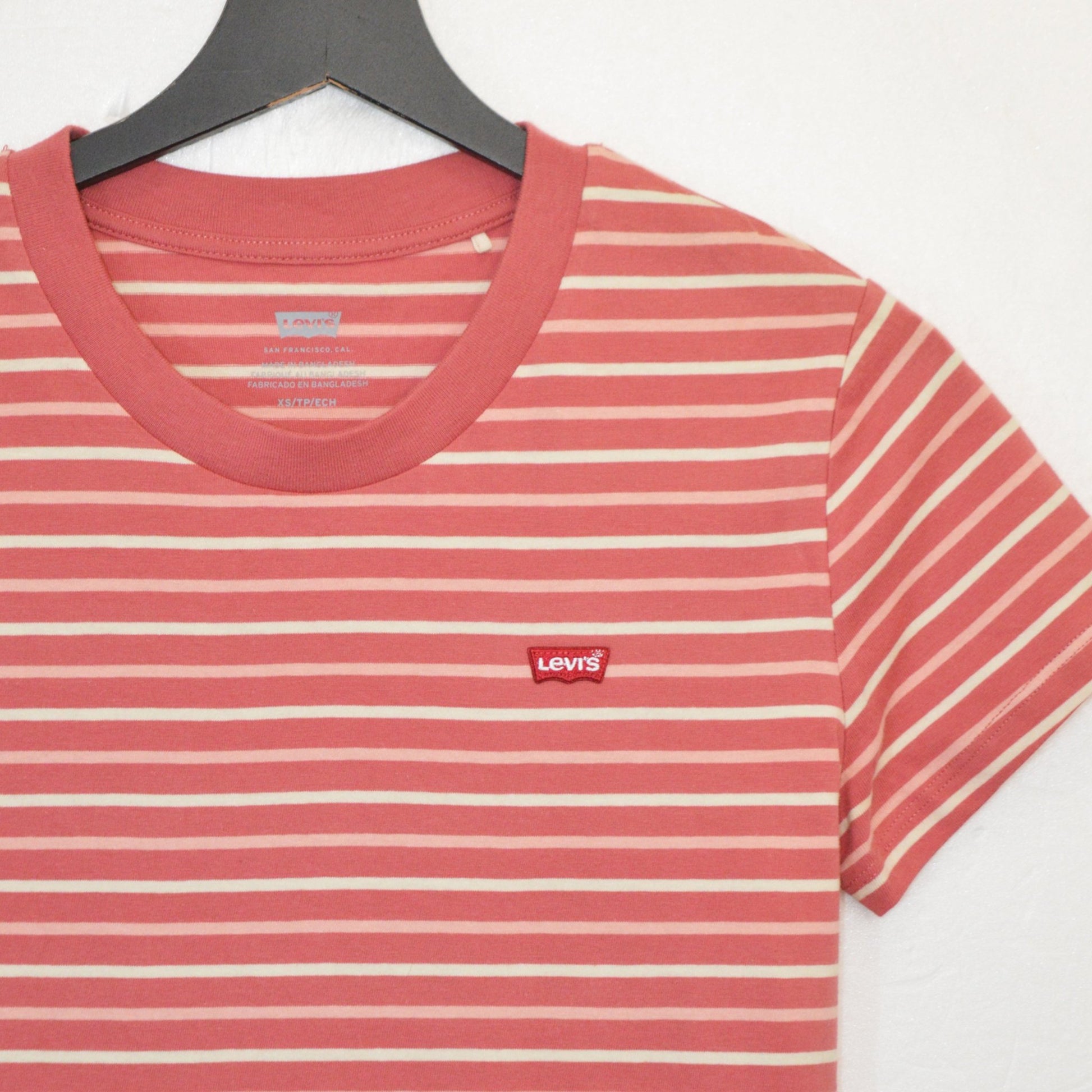 Levis тениска (XS)