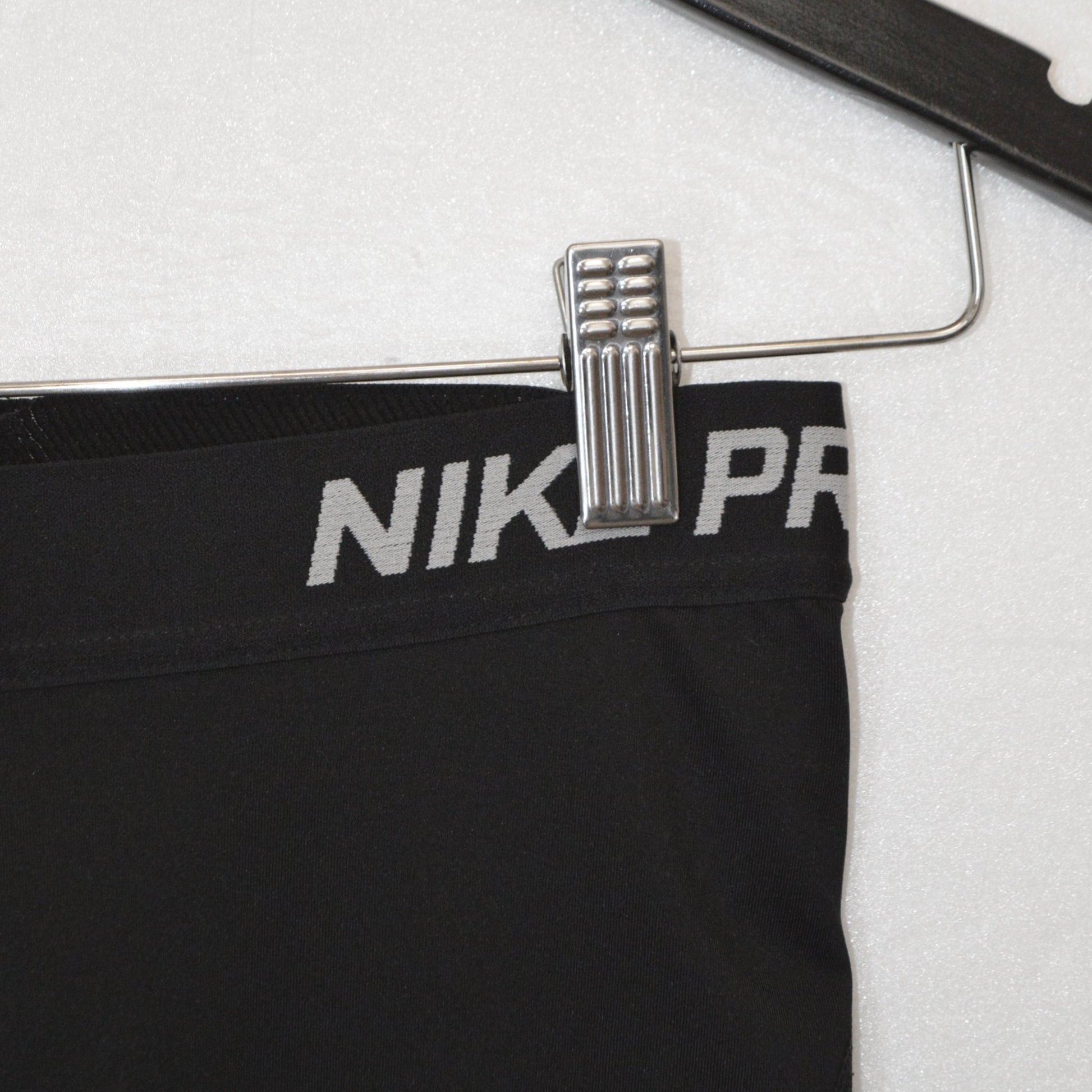 Nike Pro шорти (S)