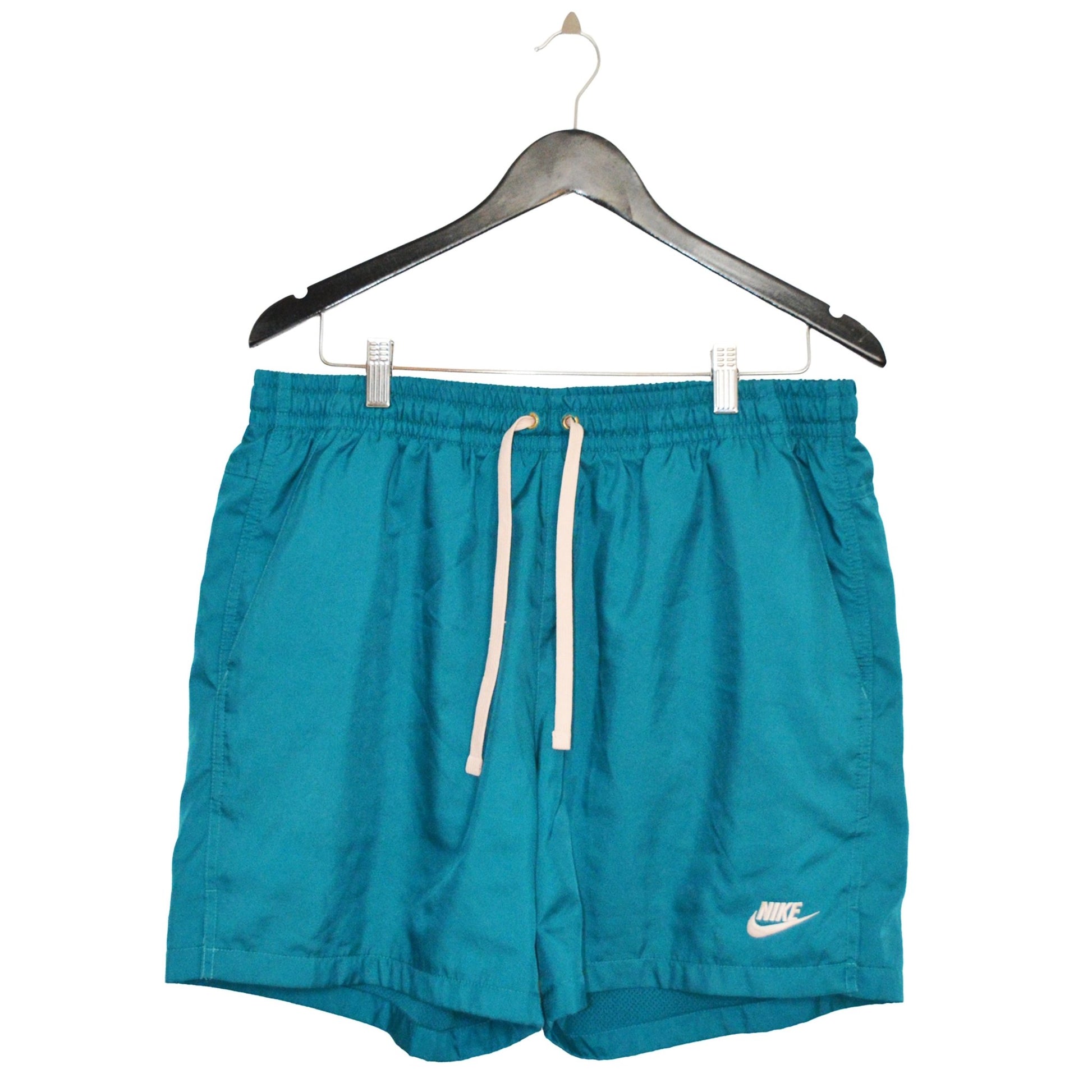 Nike шорти (L)