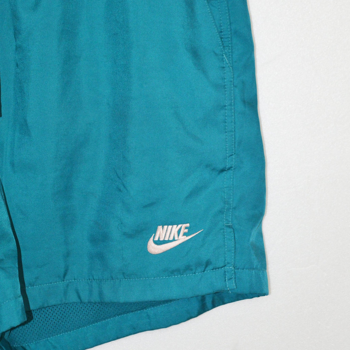 Nike шорти (L)