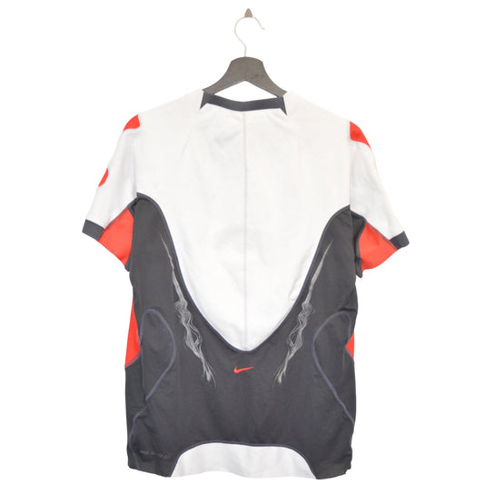 Nike тениска (L)
