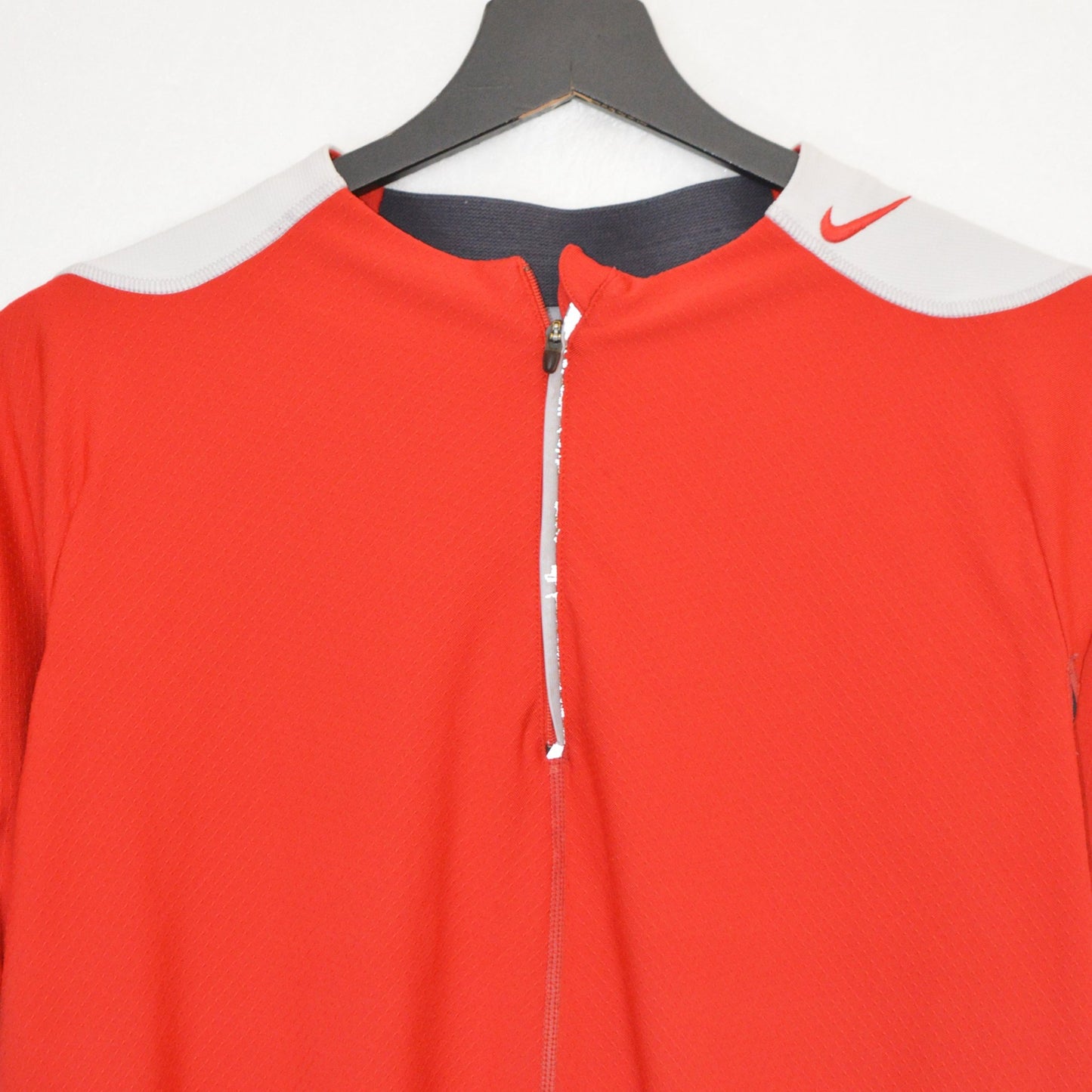Nike тениска (L)