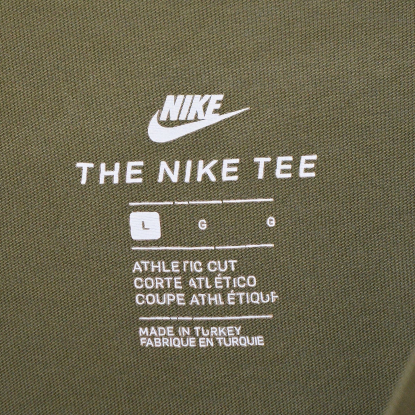 Nike тениска (L)