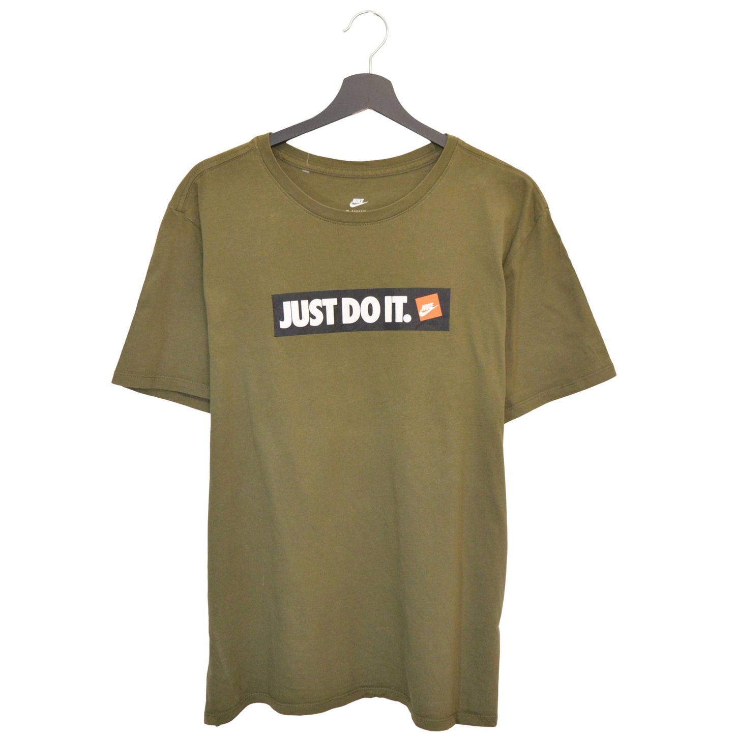 Nike тениска (L)