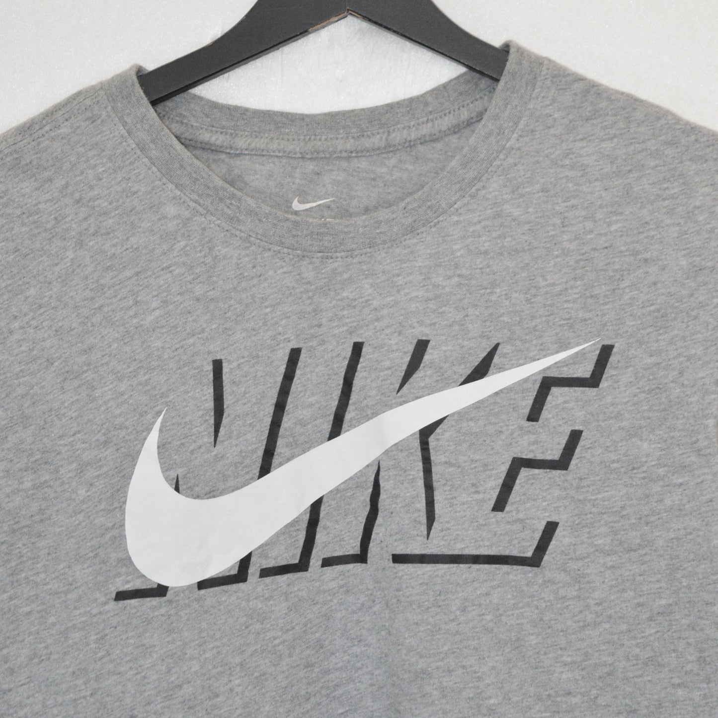 Nike тениска (S)