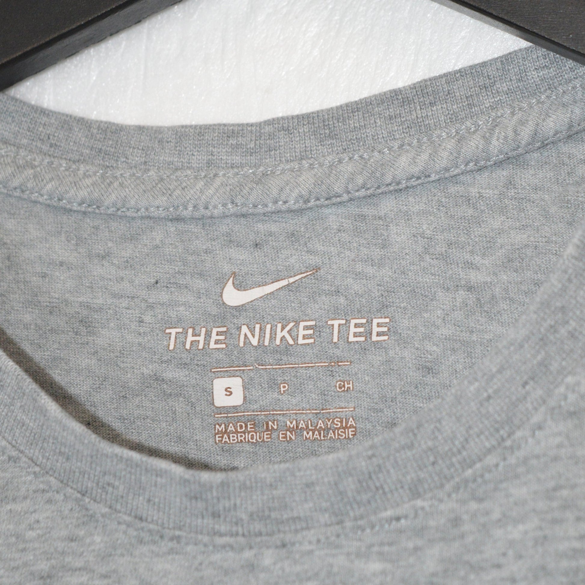 Nike тениска (S)