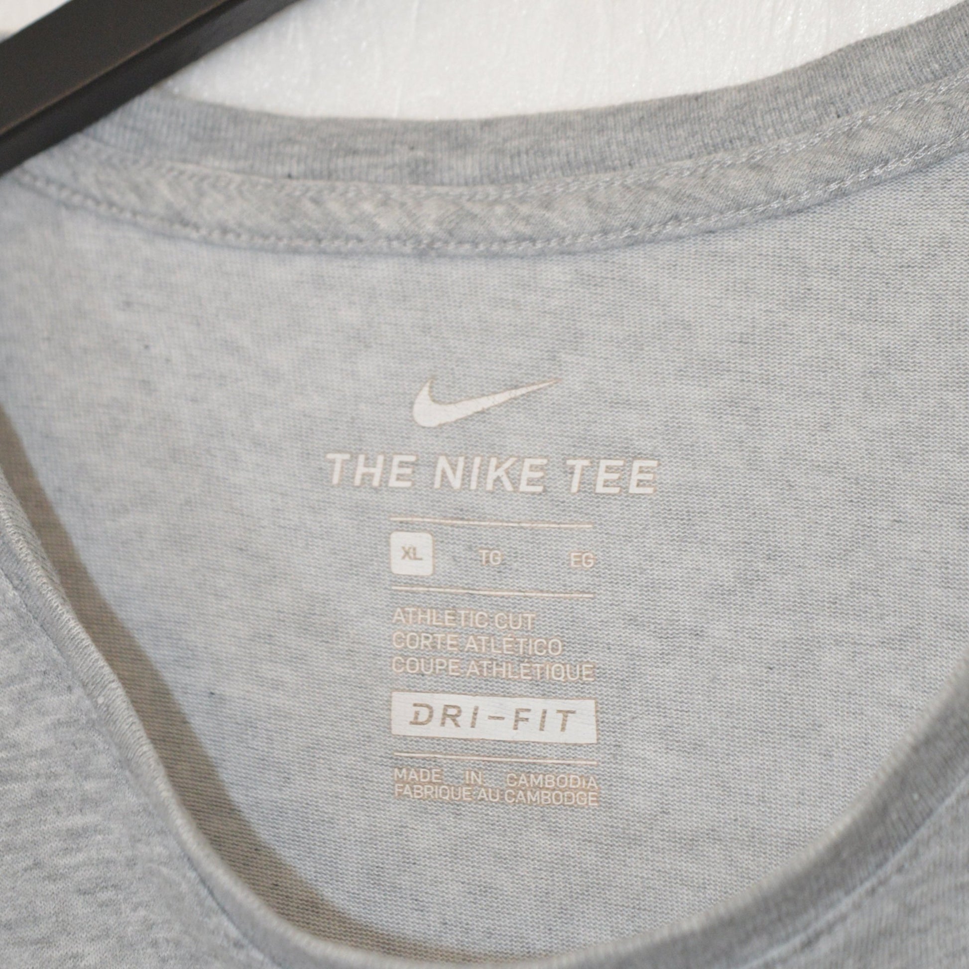 Nike тениска (XL)