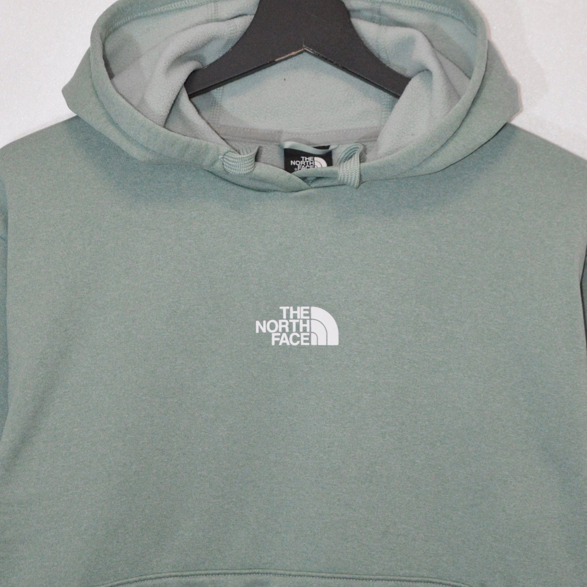 The North Face суичър (S)