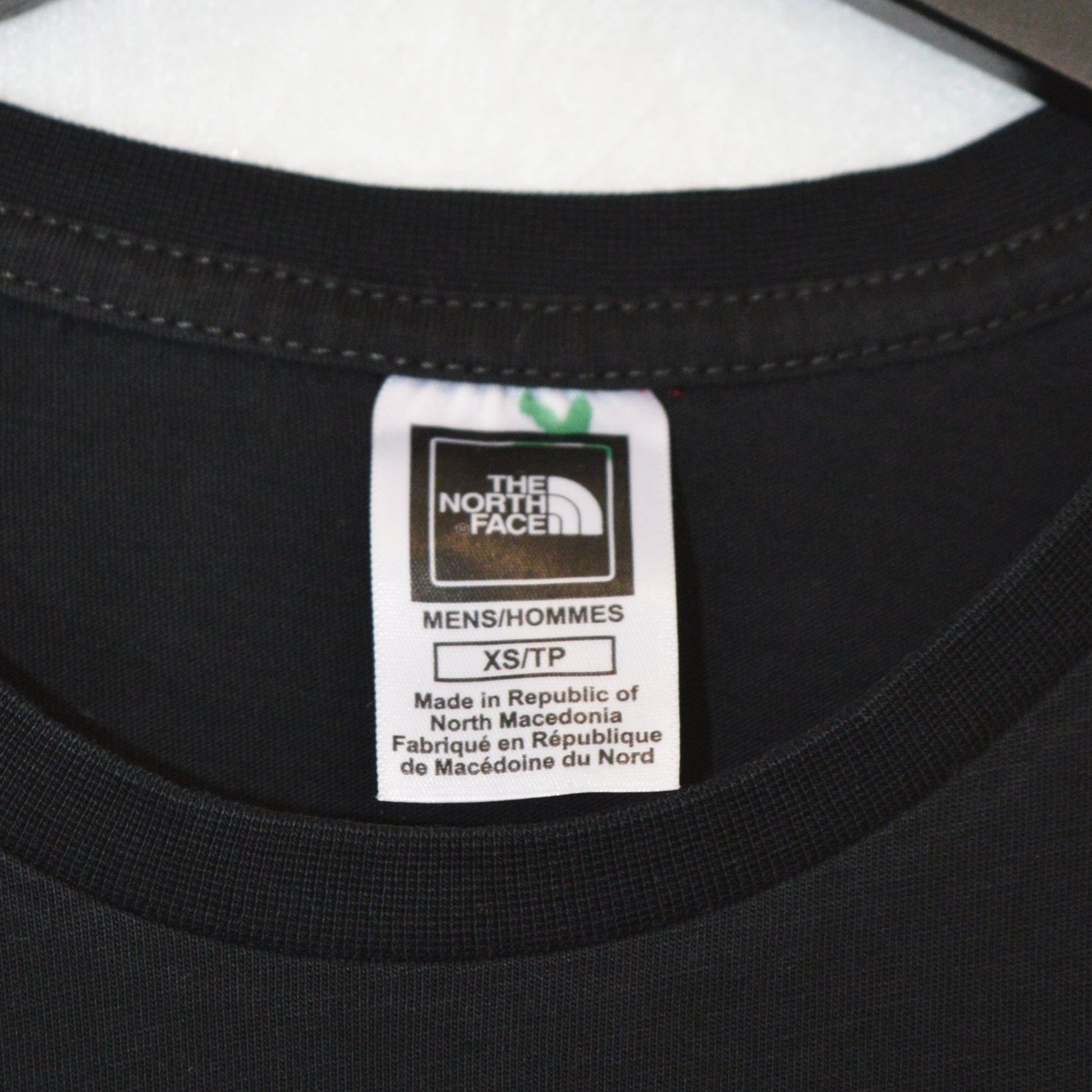 The North Face тениска (XS)