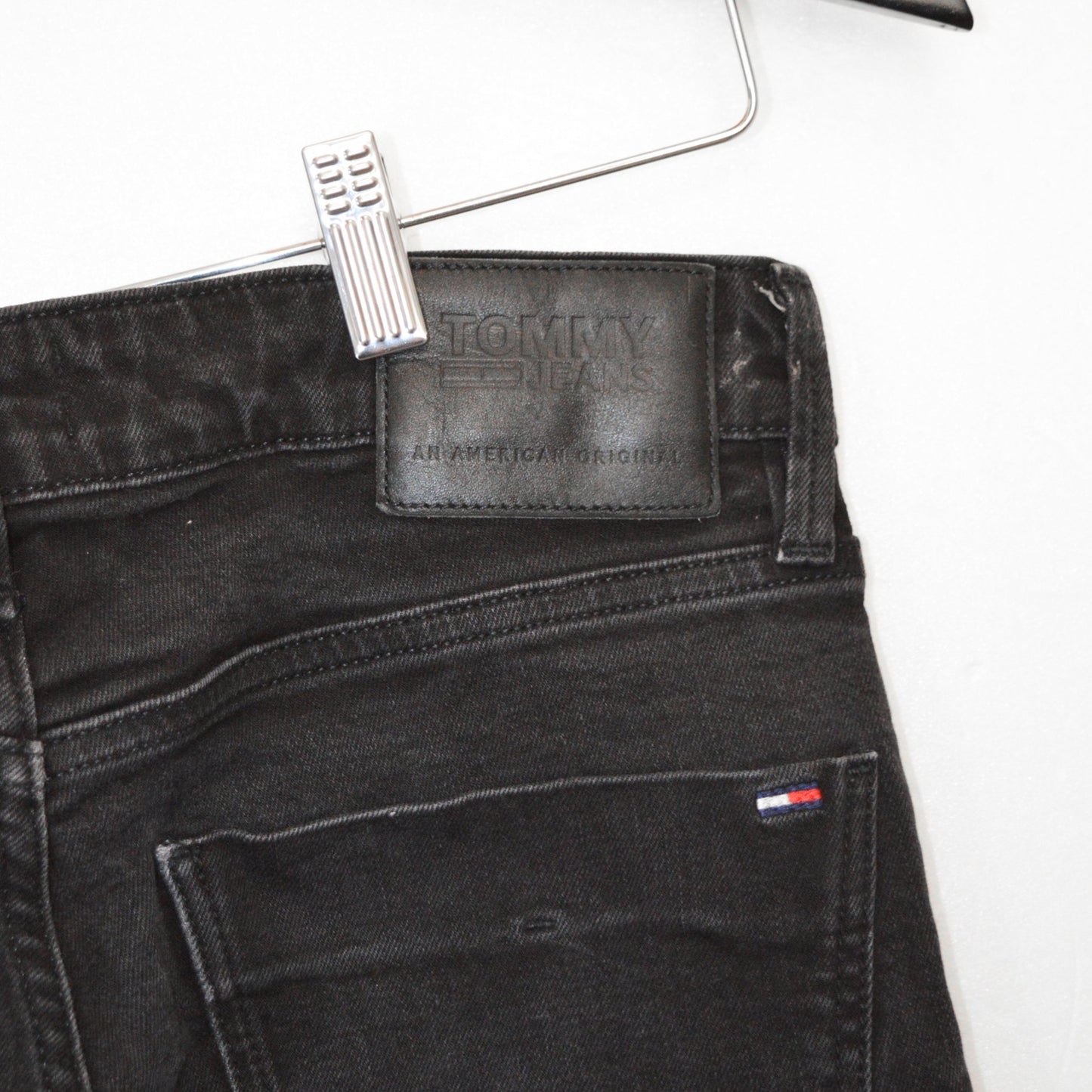 TOMMY HILFIGER ДЪНКИ (S and M)