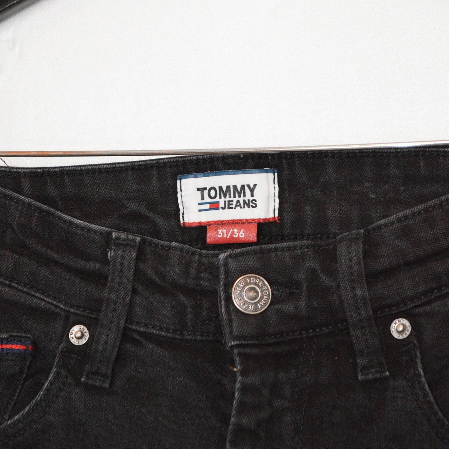 TOMMY HILFIGER ДЪНКИ (S and M)